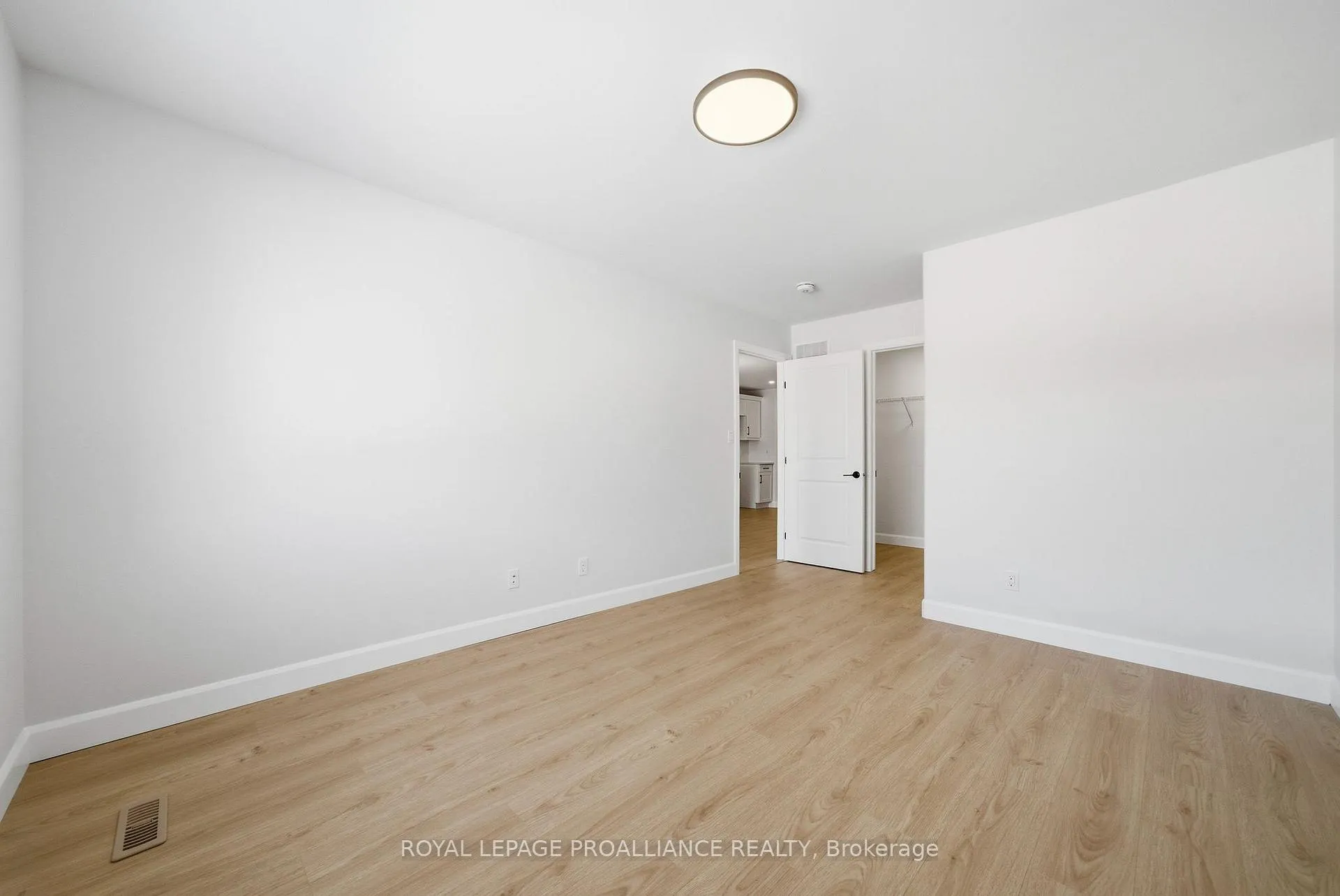 Photo 22 of 59 Sandhu Crescent, Belleville, Belleville Ward — HOMEH
