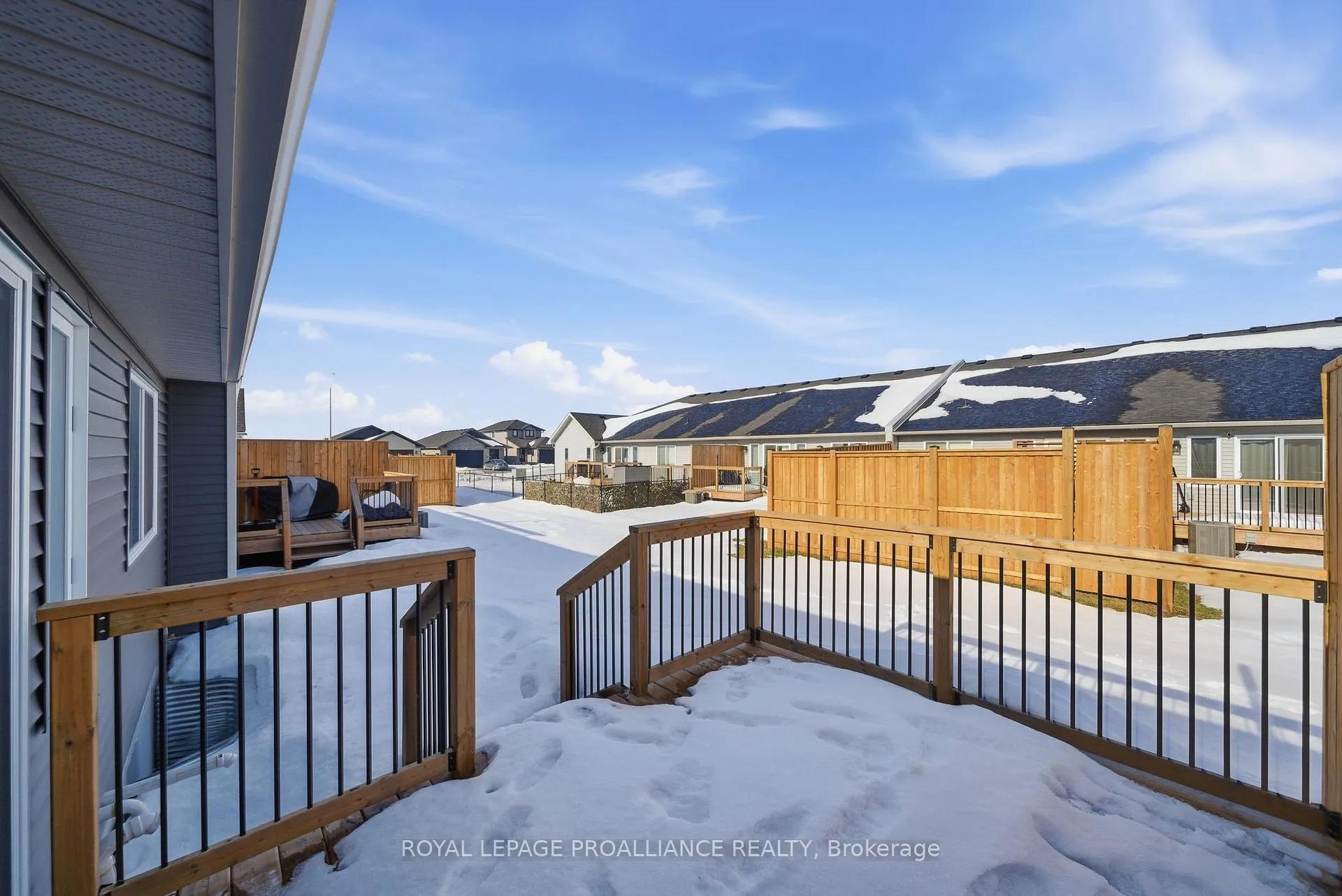 Photo 32 of 59 Sandhu Crescent, Belleville, Belleville Ward — HOMEH