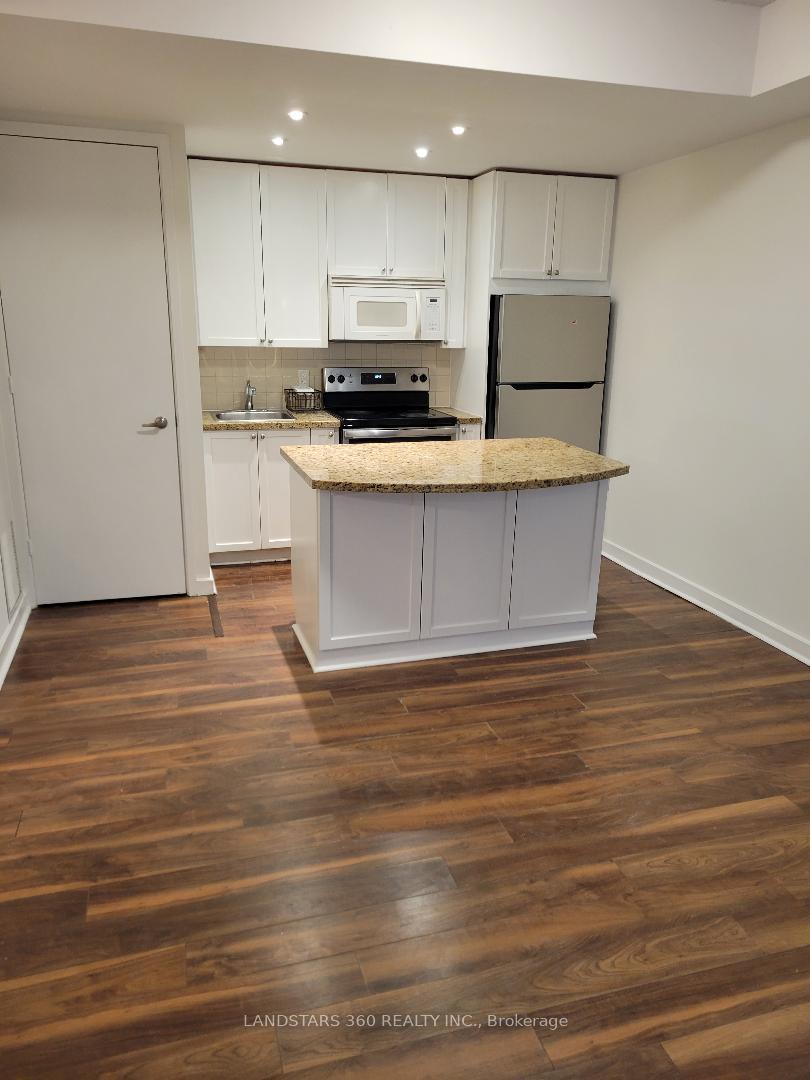 Photo 10 of Unit 701, 85 Bloor Street E, Toronto, Church-Yonge Corridor — HOMEH