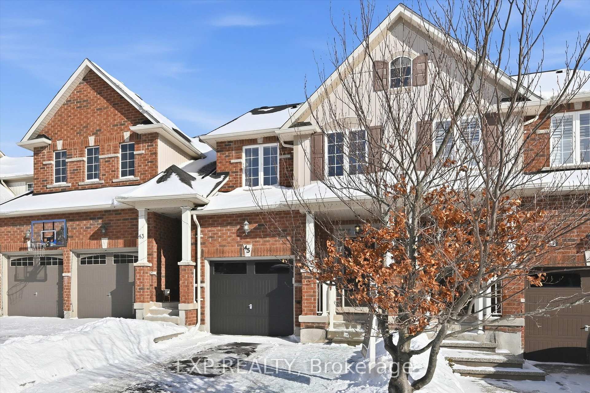 Photo 5 of 45 Browview Drive, Hamilton, Waterdown — HOMEH
