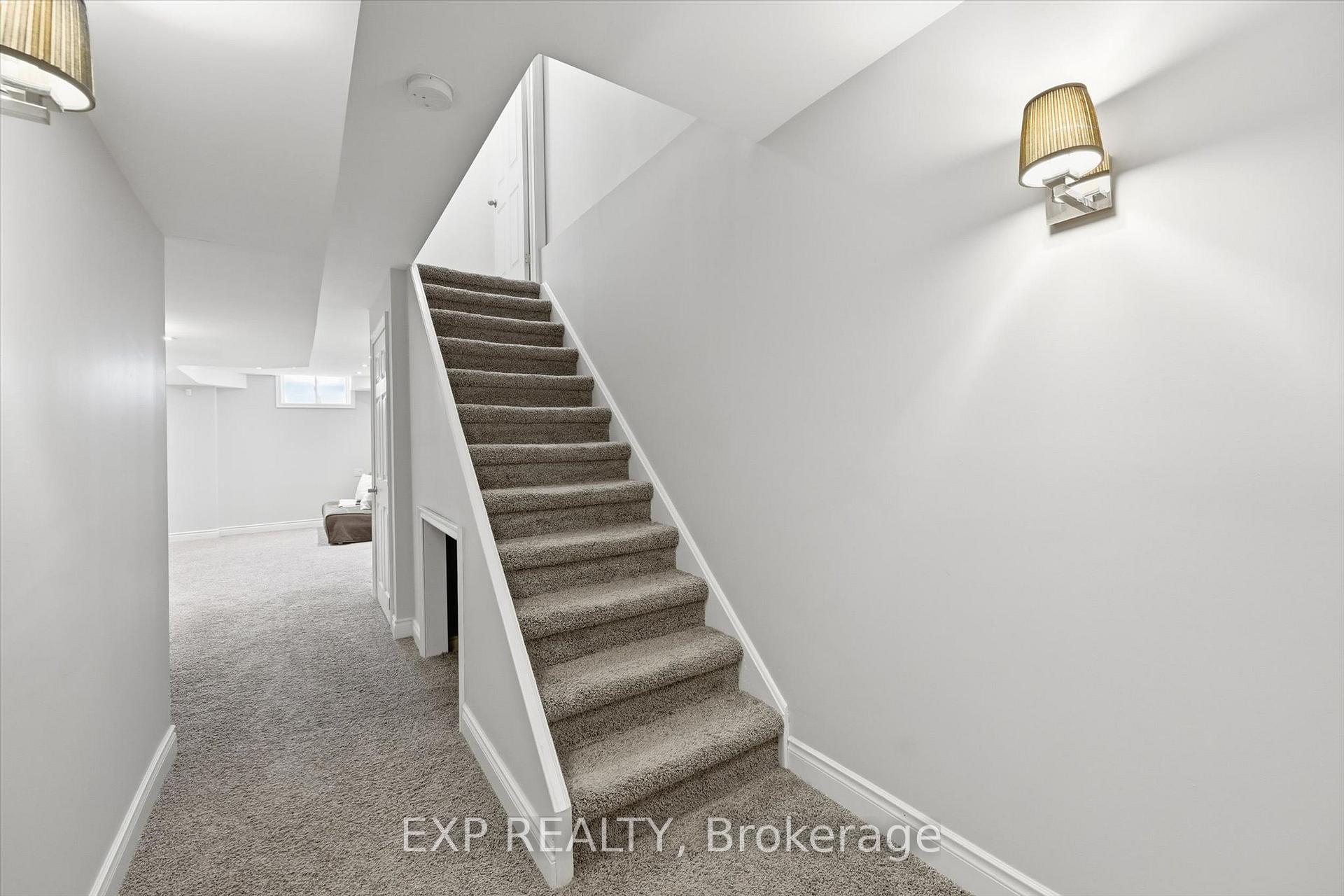 Photo 22 of 45 Browview Drive, Hamilton, Waterdown — HOMEH