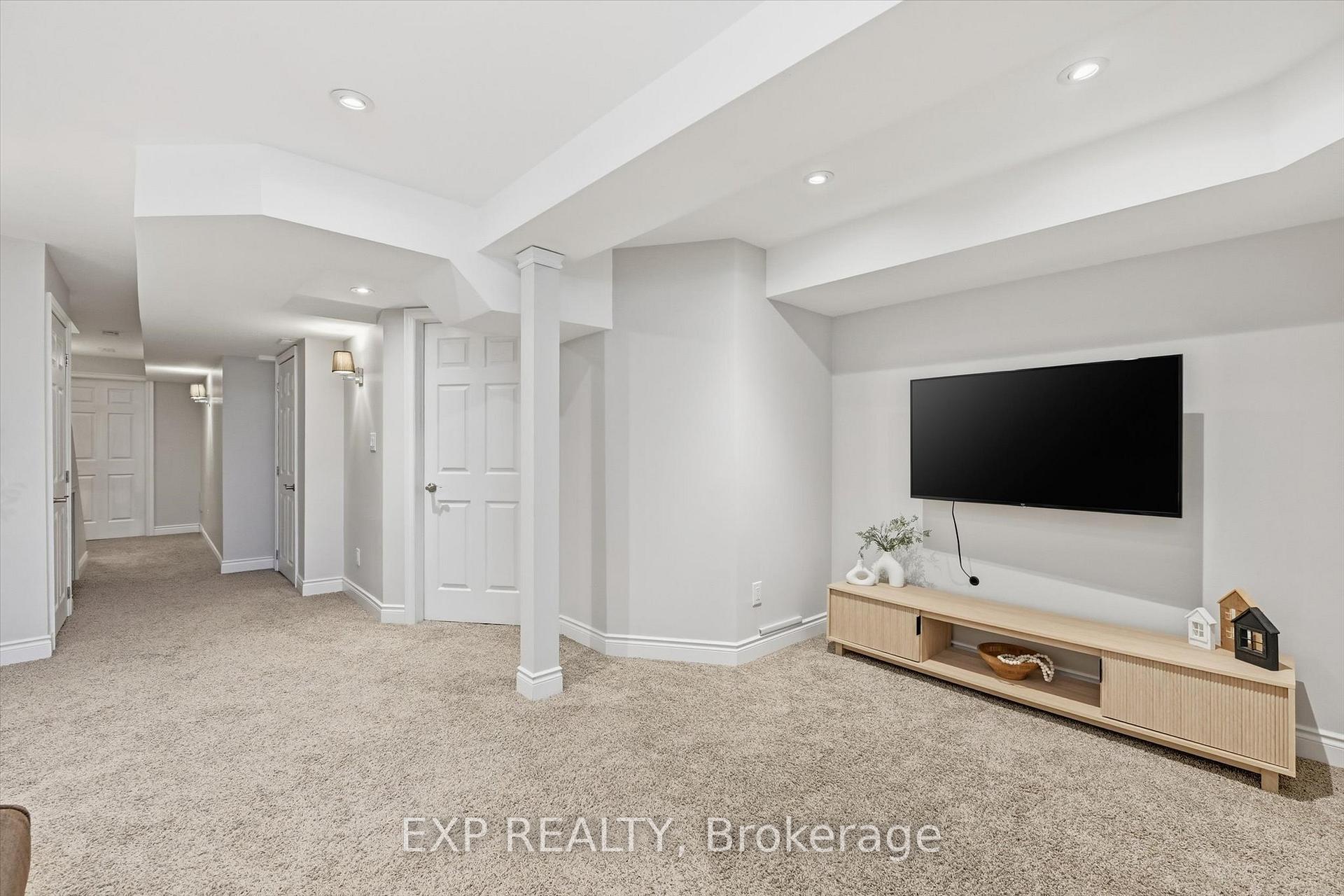 Photo 35 of 45 Browview Drive, Hamilton, Waterdown — HOMEH