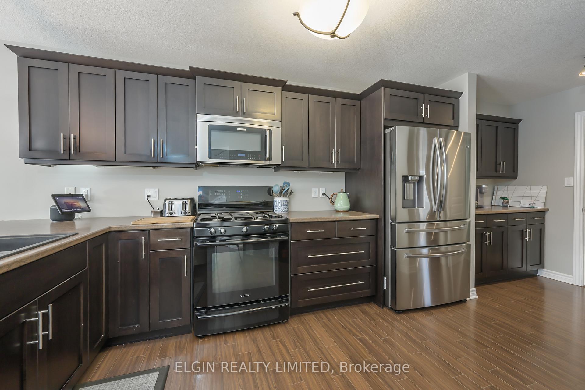 Photo 13 of 10 Kingfisher Court, St. Thomas — HOMEH