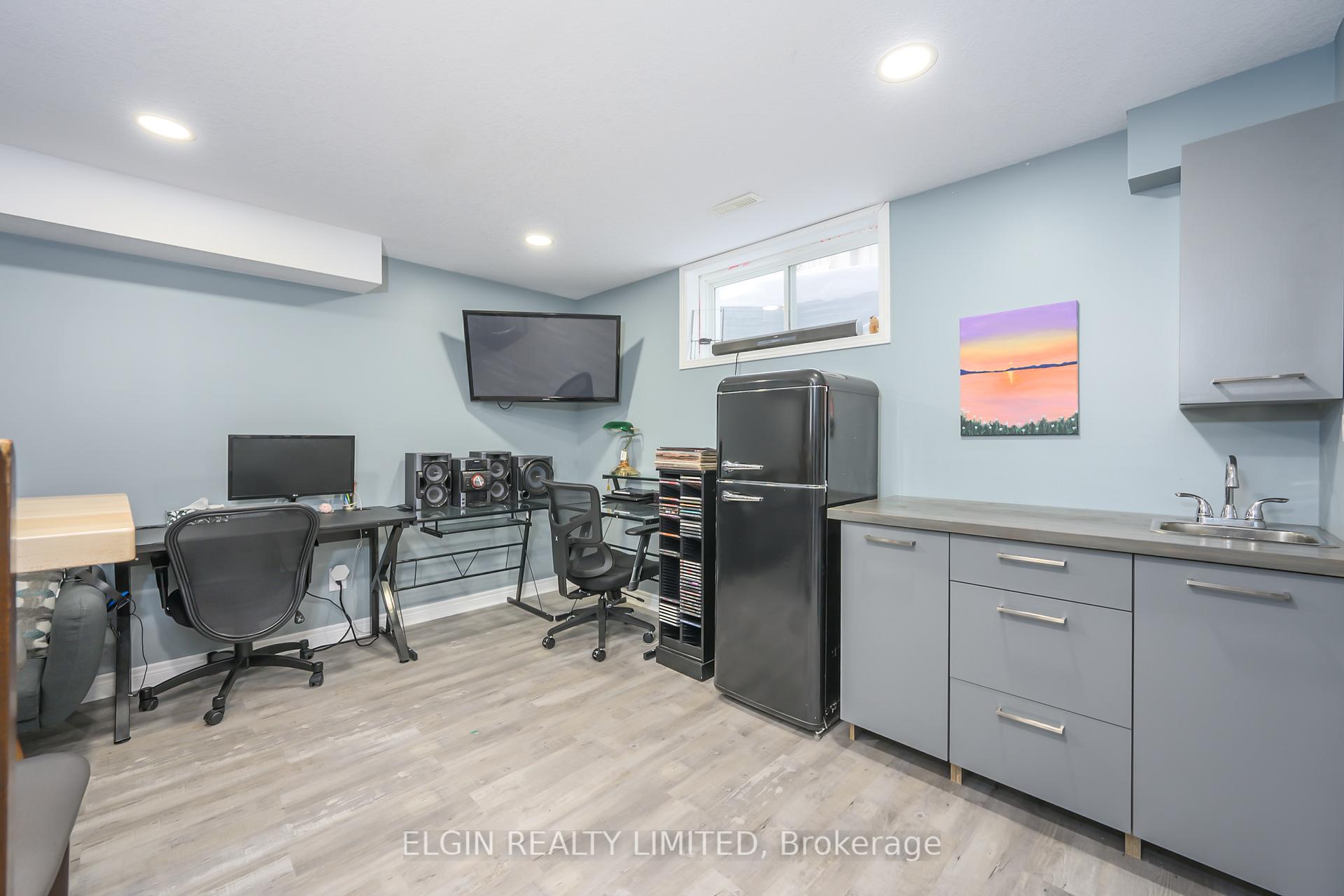 Photo 40 of 10 Kingfisher Court, St. Thomas — HOMEH