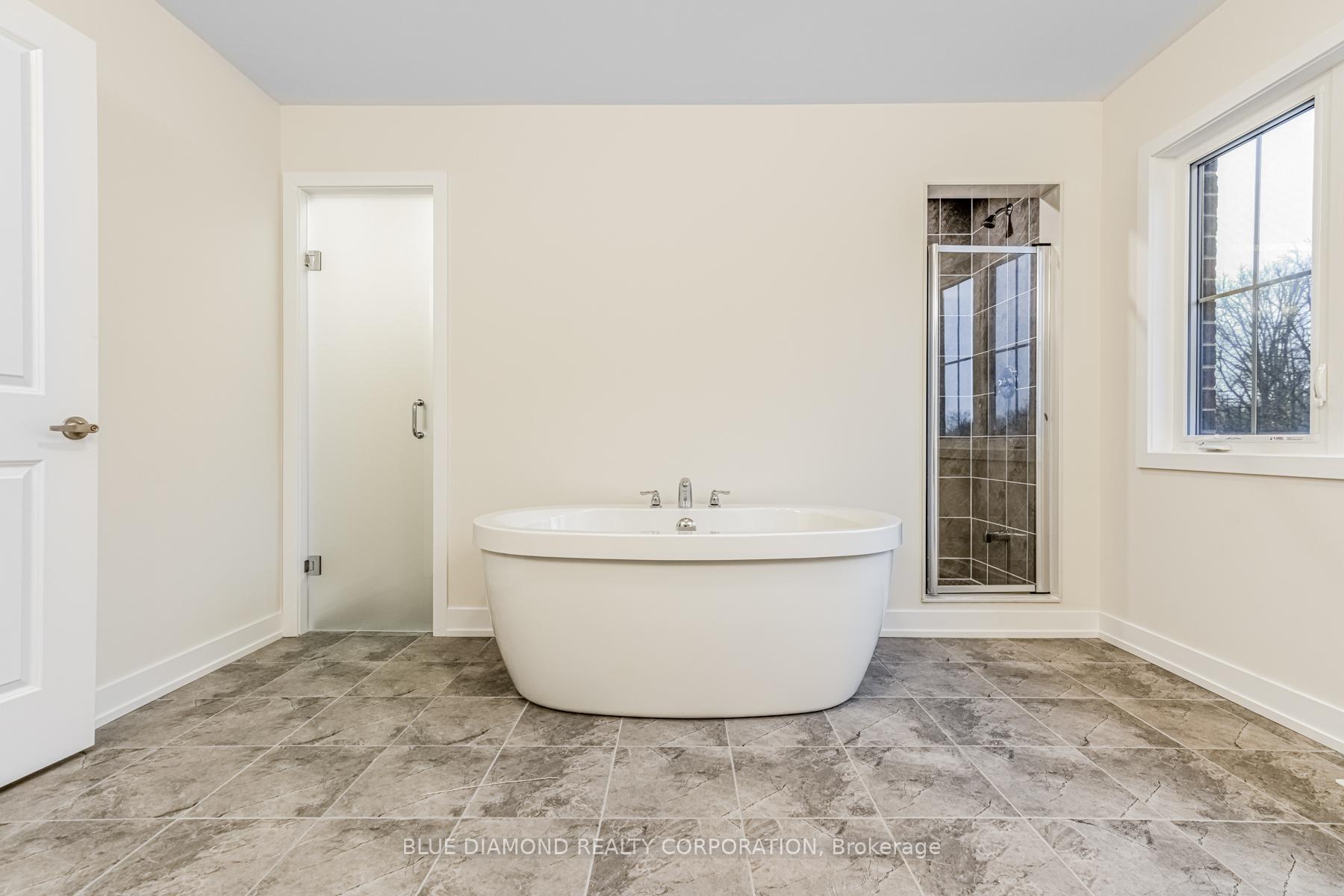 Photo 12 of 1483 Wellwood Terrace, Milton, Cobban — HOMEH