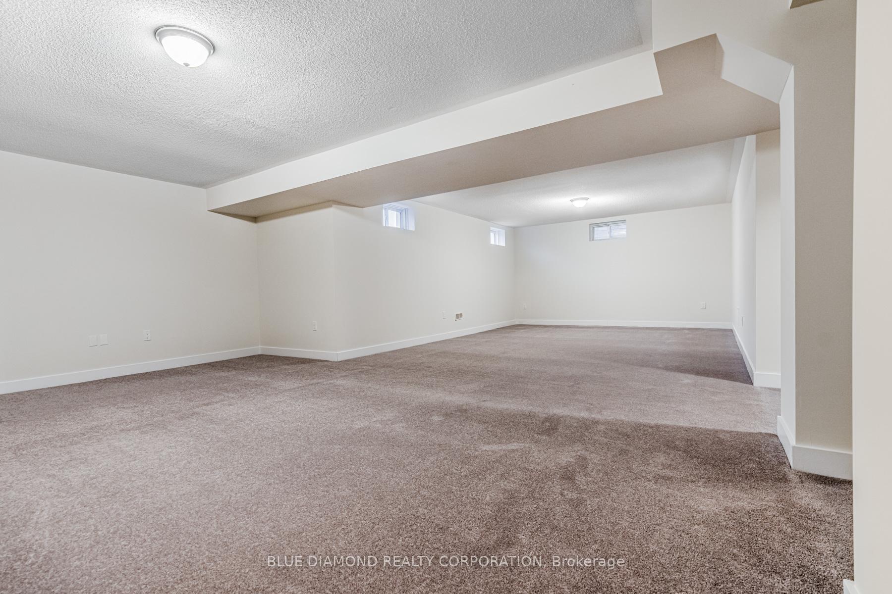 Photo 14 of 1483 Wellwood Terrace, Milton, Cobban — HOMEH