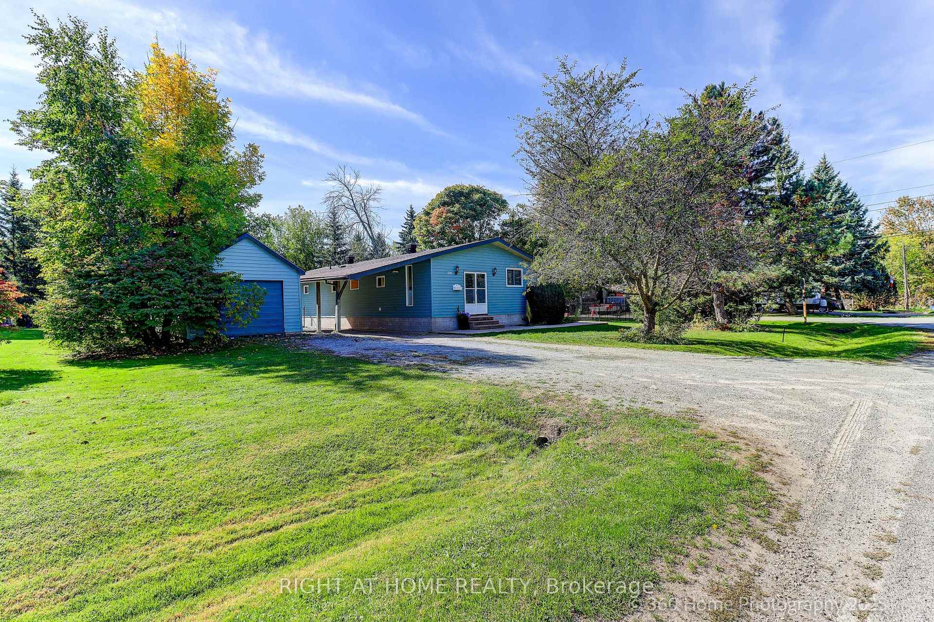 Photo 1 of 209 Wynhurst Road, Georgina, Keswick South — HOMEH
