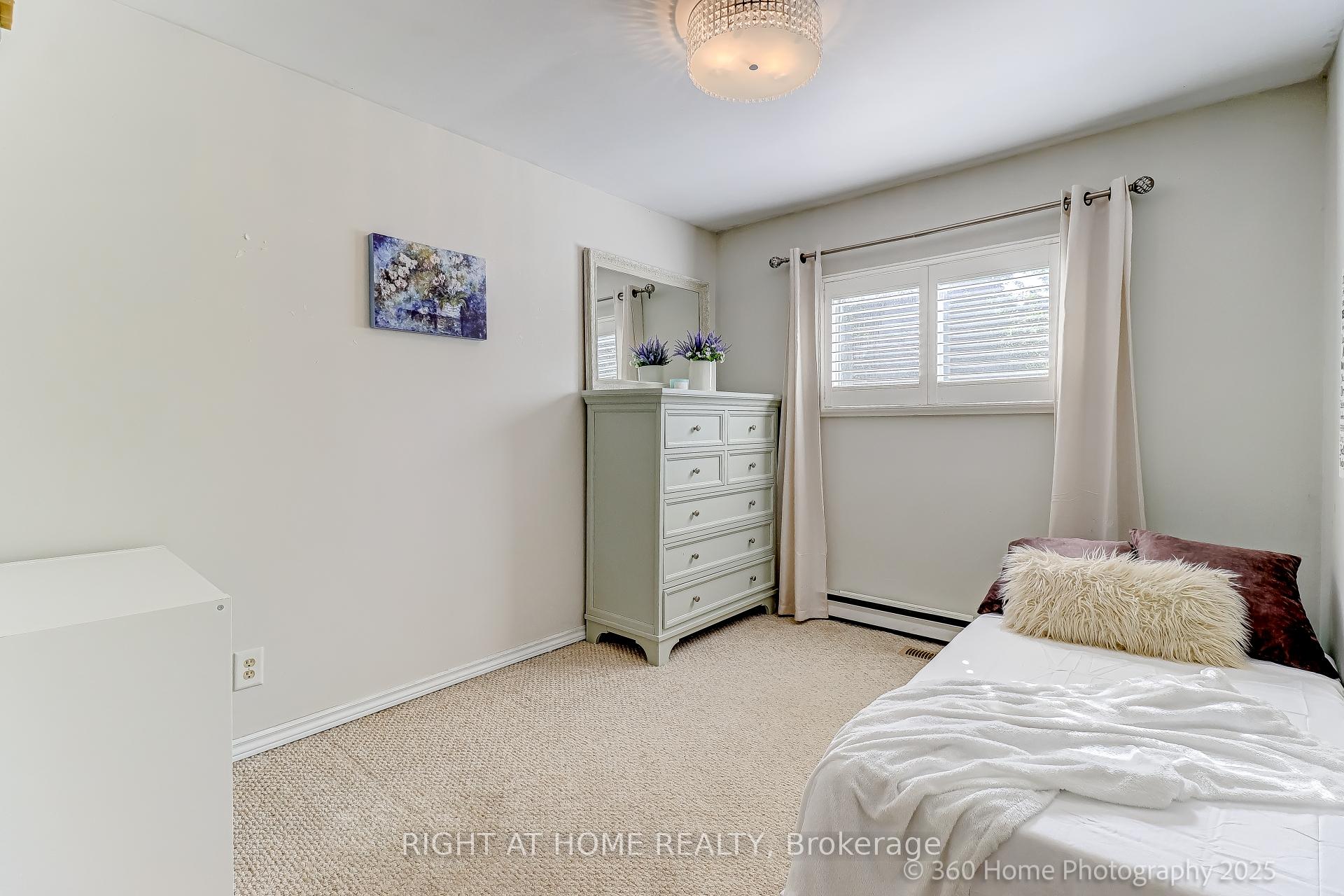 Photo 16 of 209 Wynhurst Road, Georgina, Keswick South — HOMEH