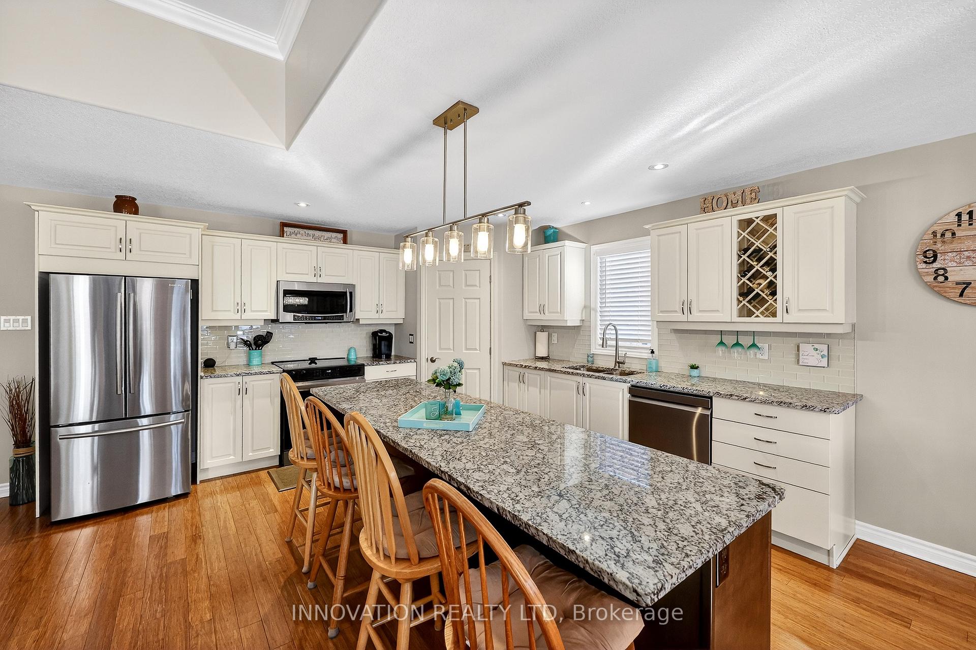 Photo 6 of 136 Munro Street, Carleton Place — HOMEH