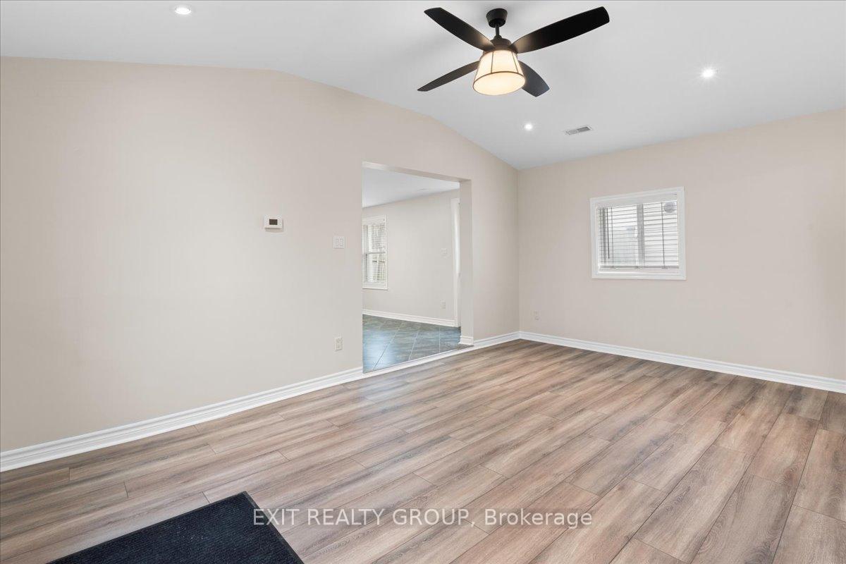 Photo 7 of 15 Brown Street, Belleville, Belleville Ward — HOMEH