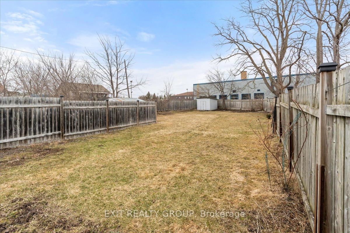 Photo 23 of 15 Brown Street, Belleville, Belleville Ward — HOMEH