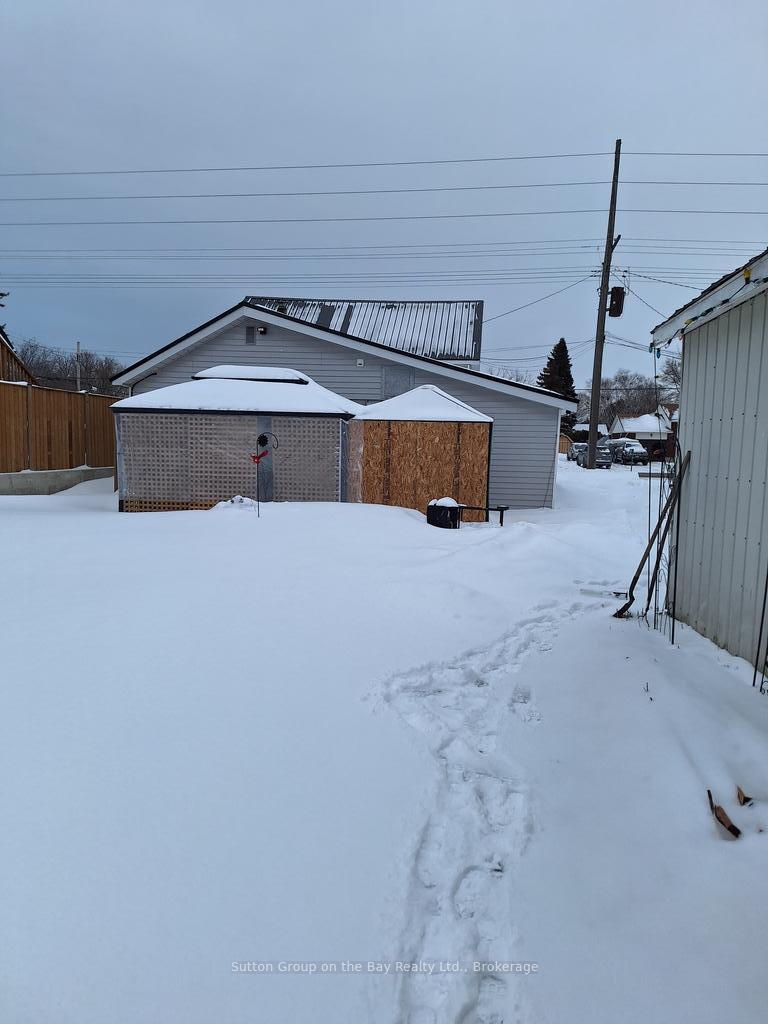 Photo 4 of 4154 County Road 24 Highway, Clearview, Nottawa — HOMEH