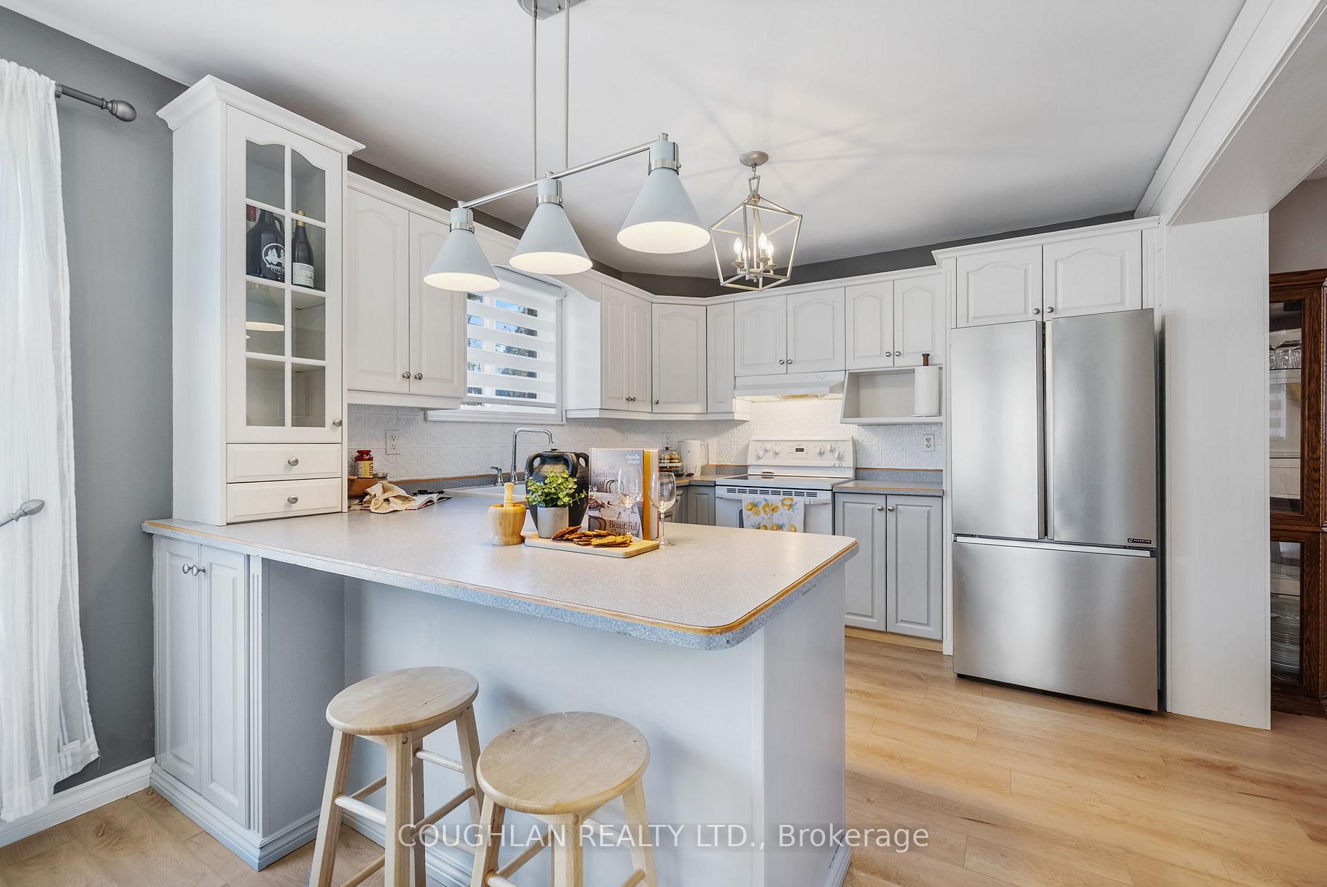 Photo 15 of 3 Edgerton Drive, Clarington, Bowmanville — HOMEH