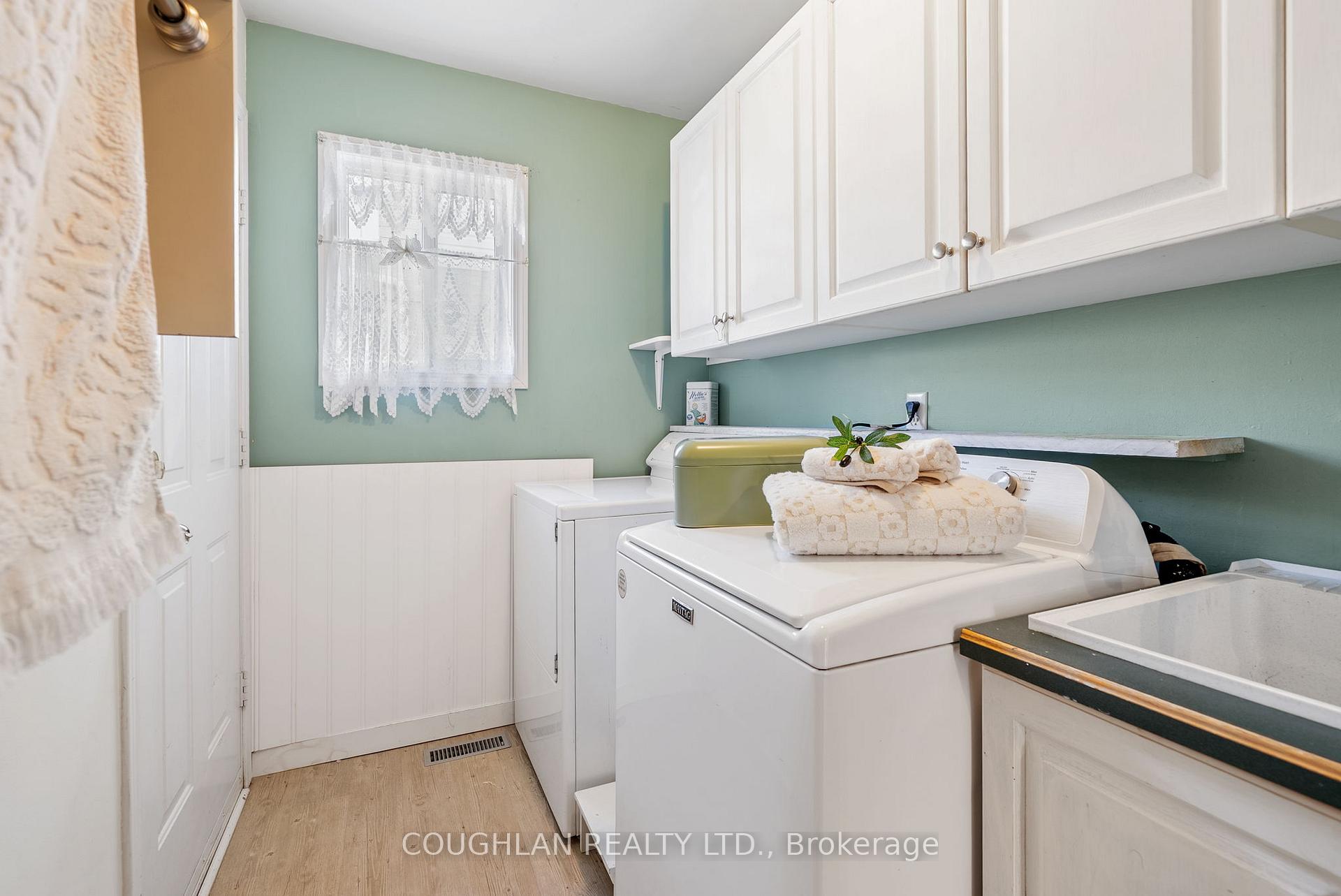Photo 22 of 3 Edgerton Drive, Clarington, Bowmanville — HOMEH