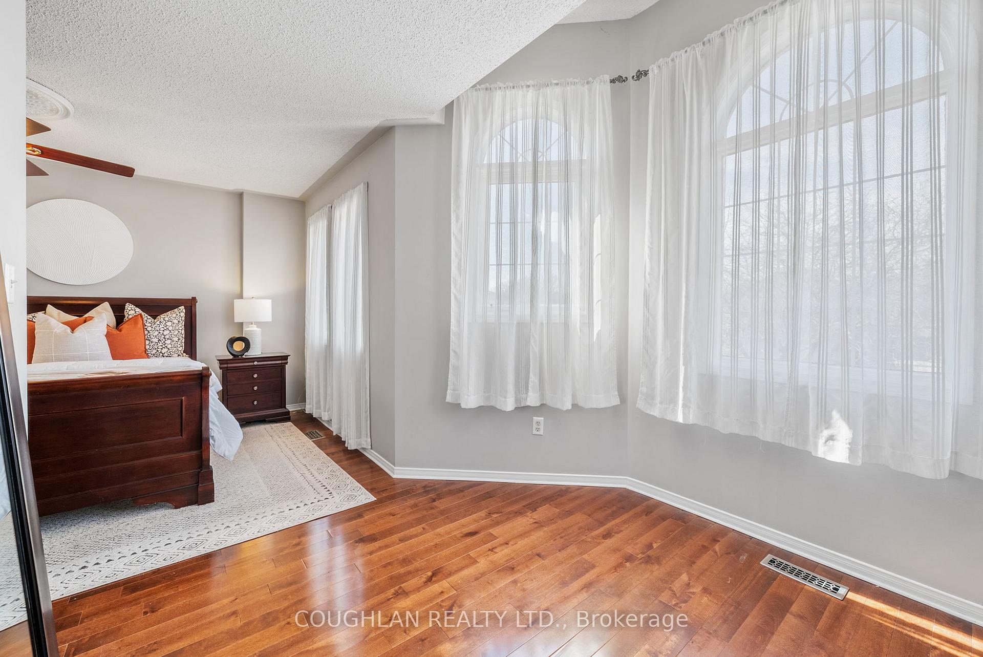 Photo 27 of 3 Edgerton Drive, Clarington, Bowmanville — HOMEH