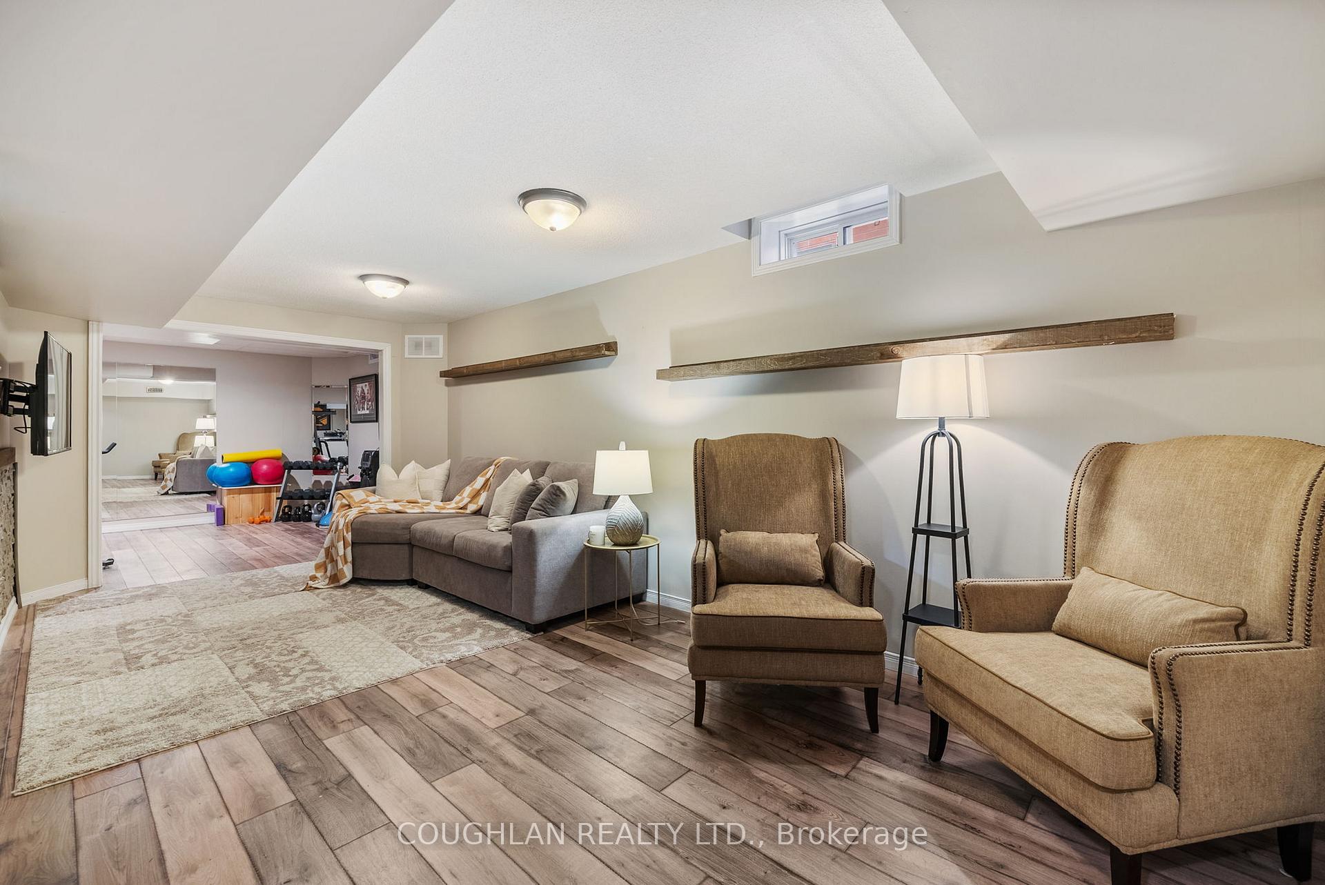Photo 38 of 3 Edgerton Drive, Clarington, Bowmanville — HOMEH