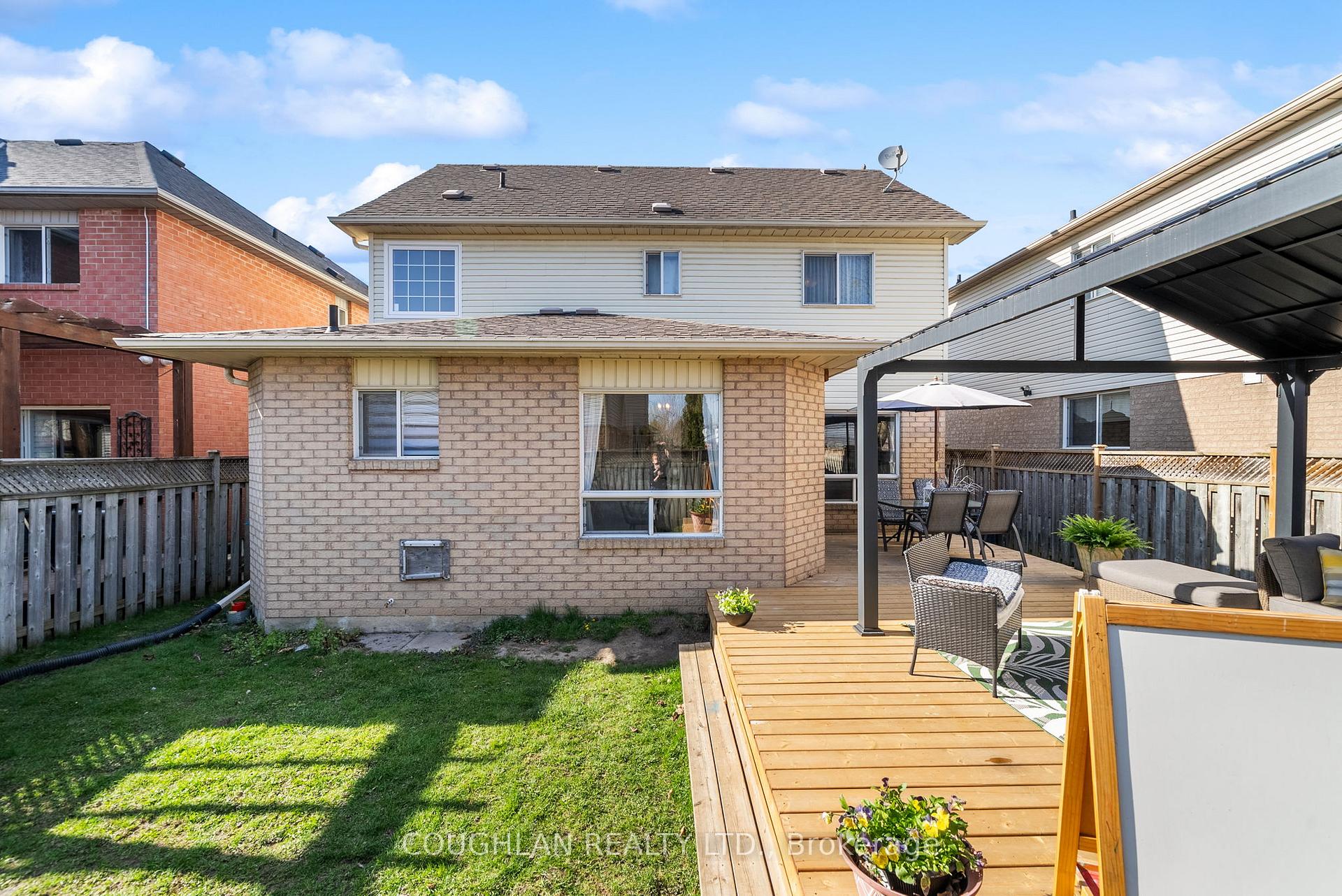 Photo 41 of 3 Edgerton Drive, Clarington, Bowmanville — HOMEH