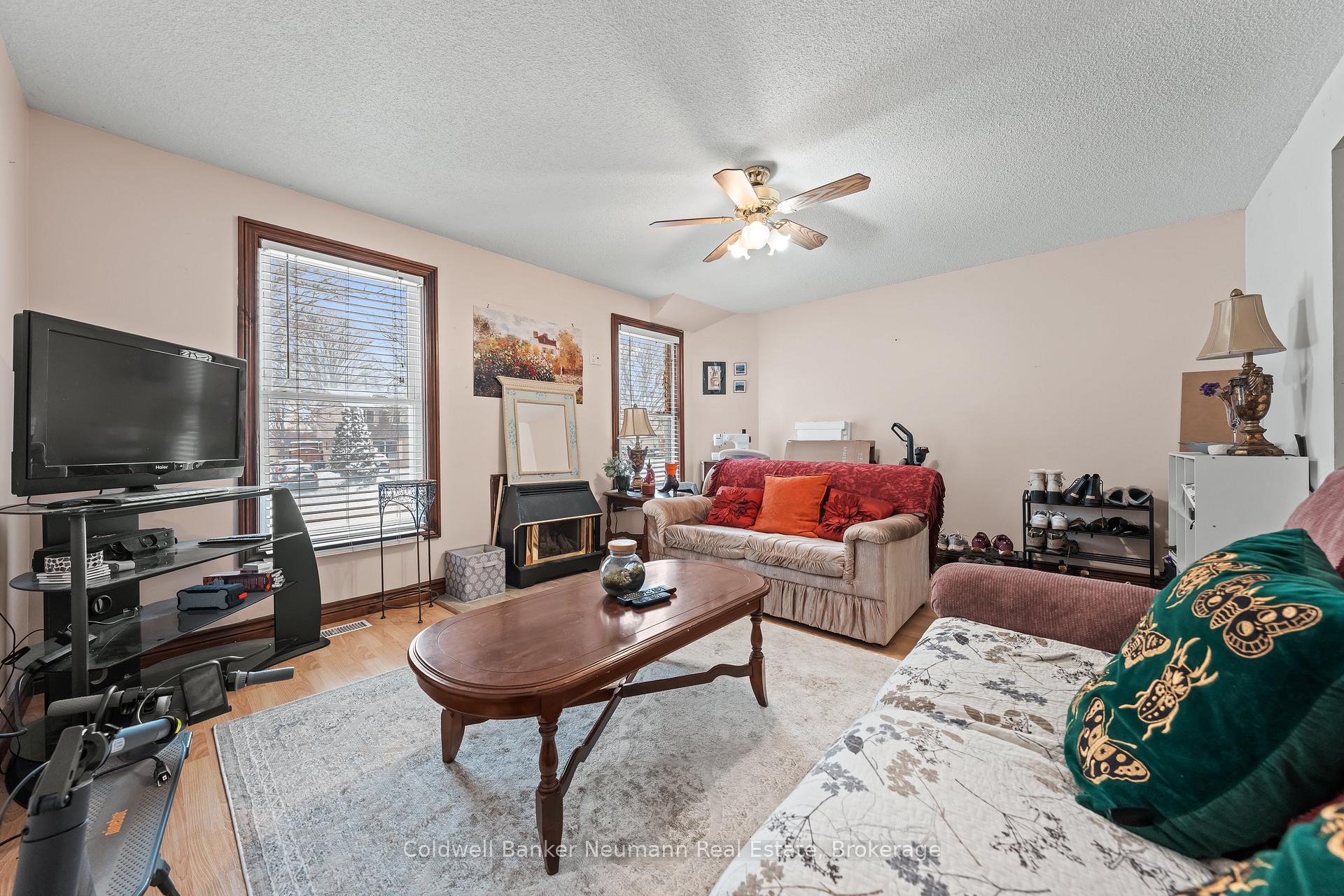 Photo 6 of 324 Cole Road, Guelph, Kortright West — HOMEH