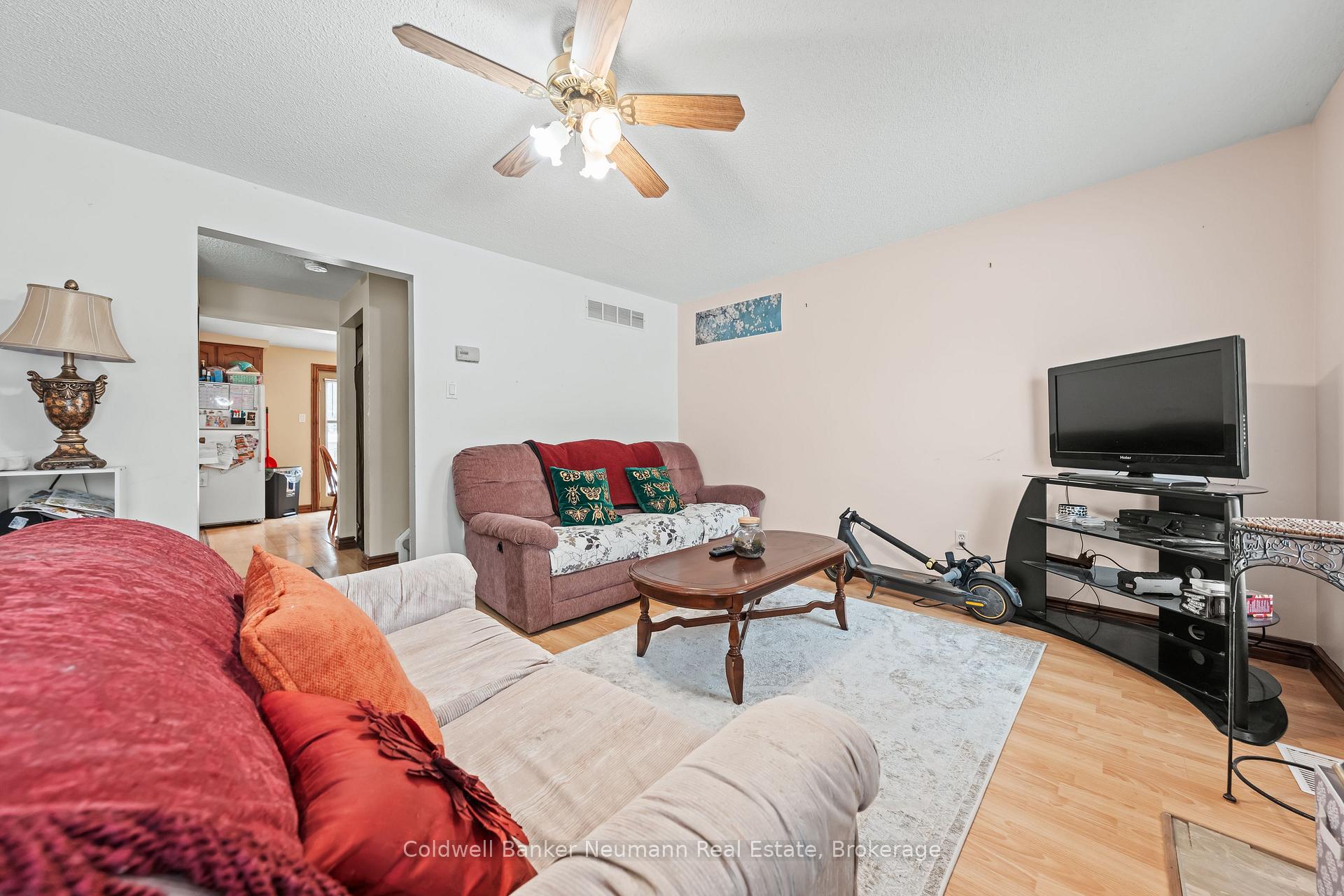 Photo 2 of 324 Cole Road, Guelph, Kortright West — HOMEH
