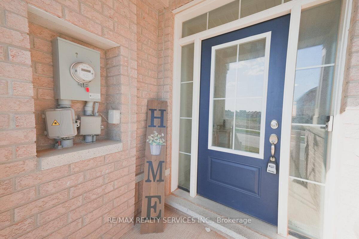 Photo 6 of 3 Sparrowbrook Street, Caledon, Rural Caledon — HOMEH
