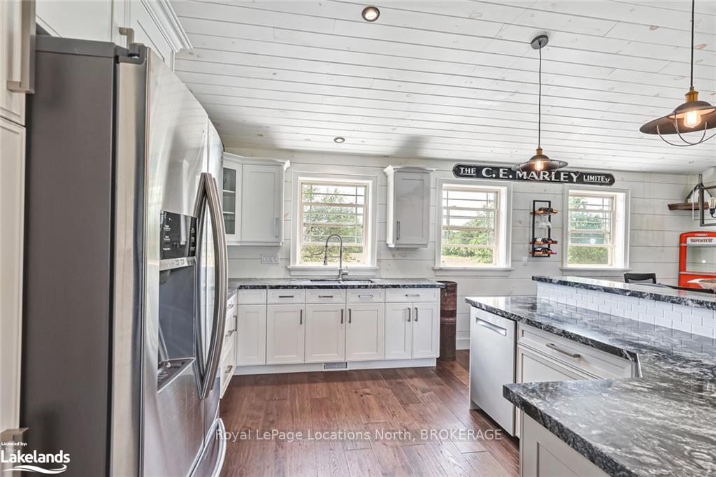 Photo 28 of 47 Blackburn Avenue, Clearview, Nottawa — HOMEH