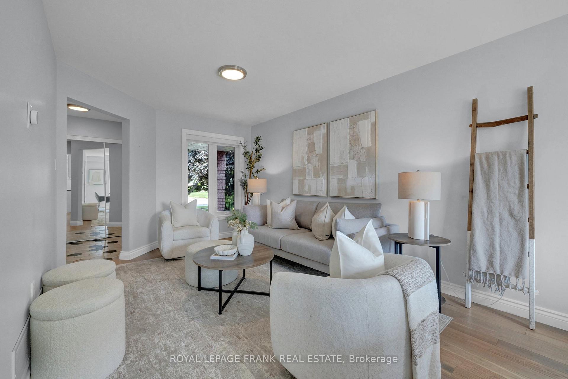 Photo 3 of 120 Bonnycastle Drive, Clarington, Bowmanville — HOMEH