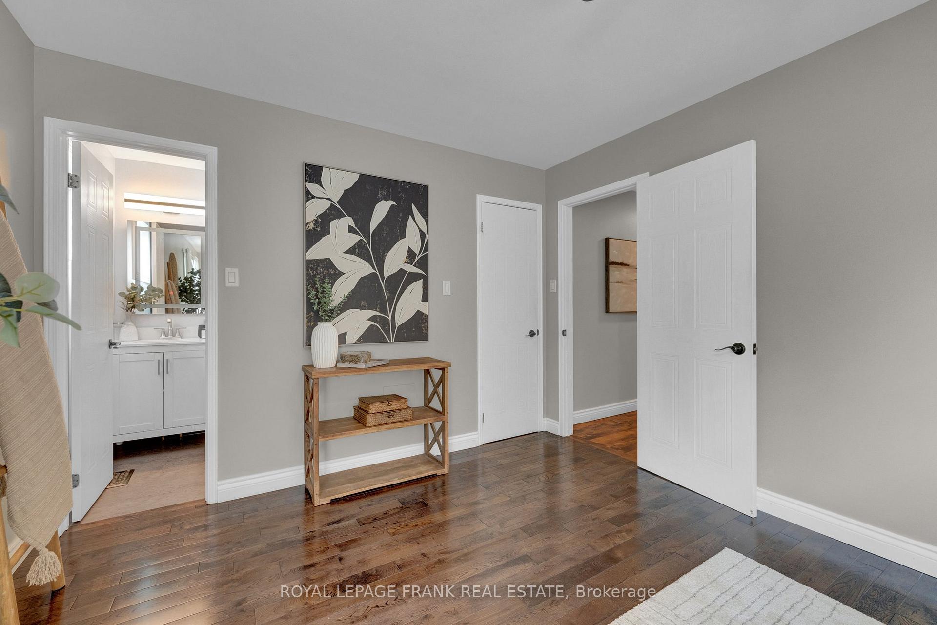Photo 21 of 120 Bonnycastle Drive, Clarington, Bowmanville — HOMEH