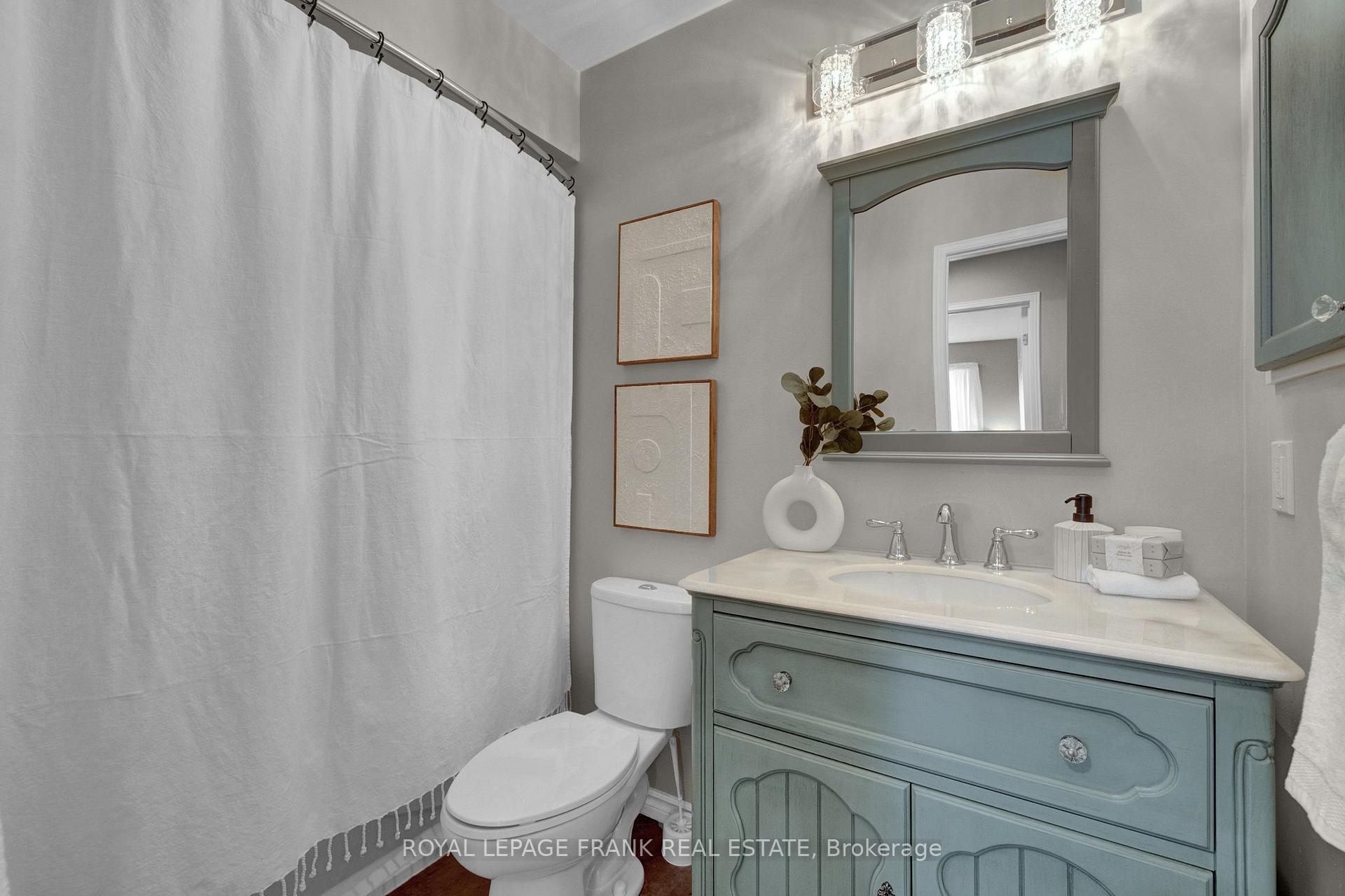 Photo 26 of 120 Bonnycastle Drive, Clarington, Bowmanville — HOMEH