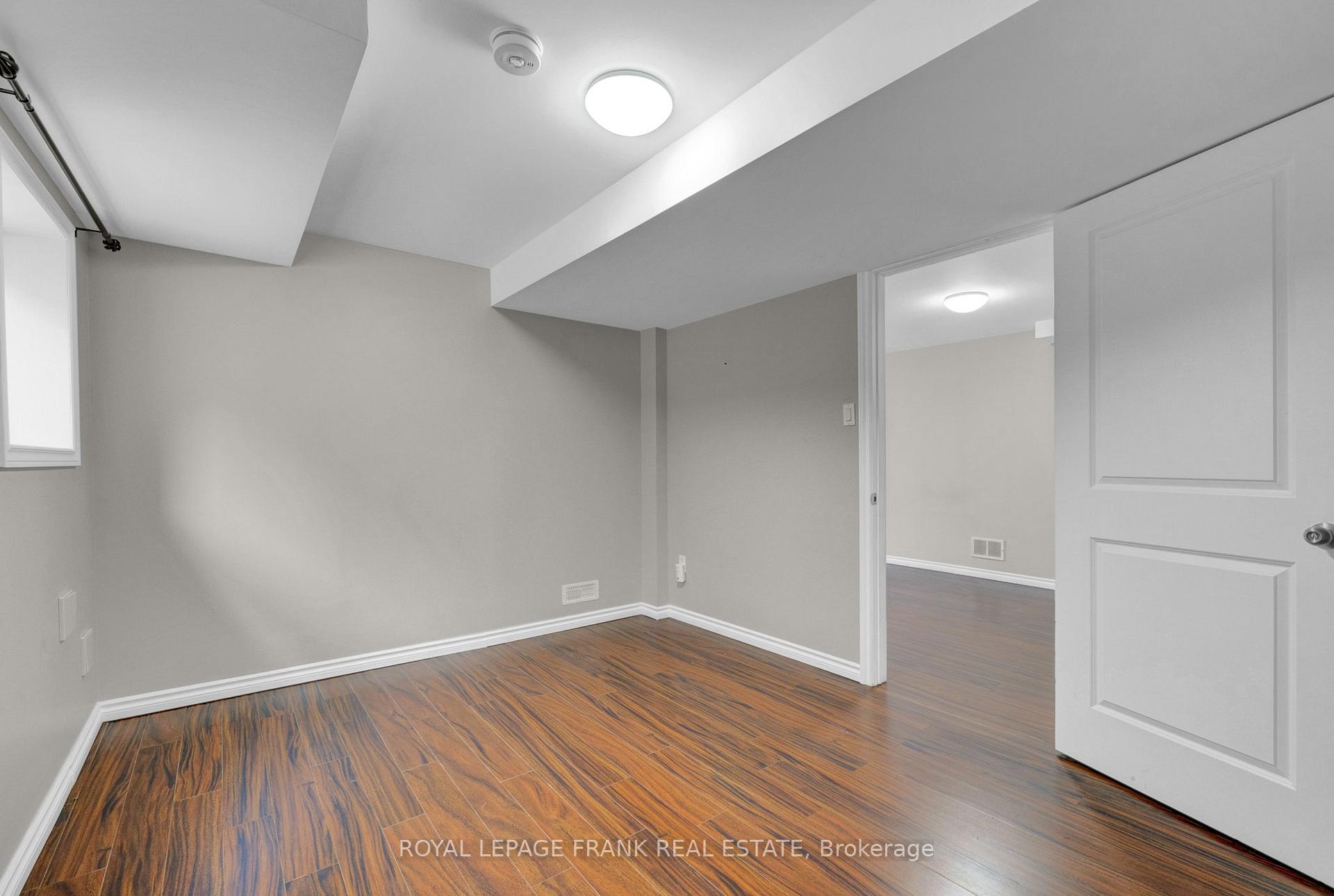 Photo 35 of 120 Bonnycastle Drive, Clarington, Bowmanville — HOMEH