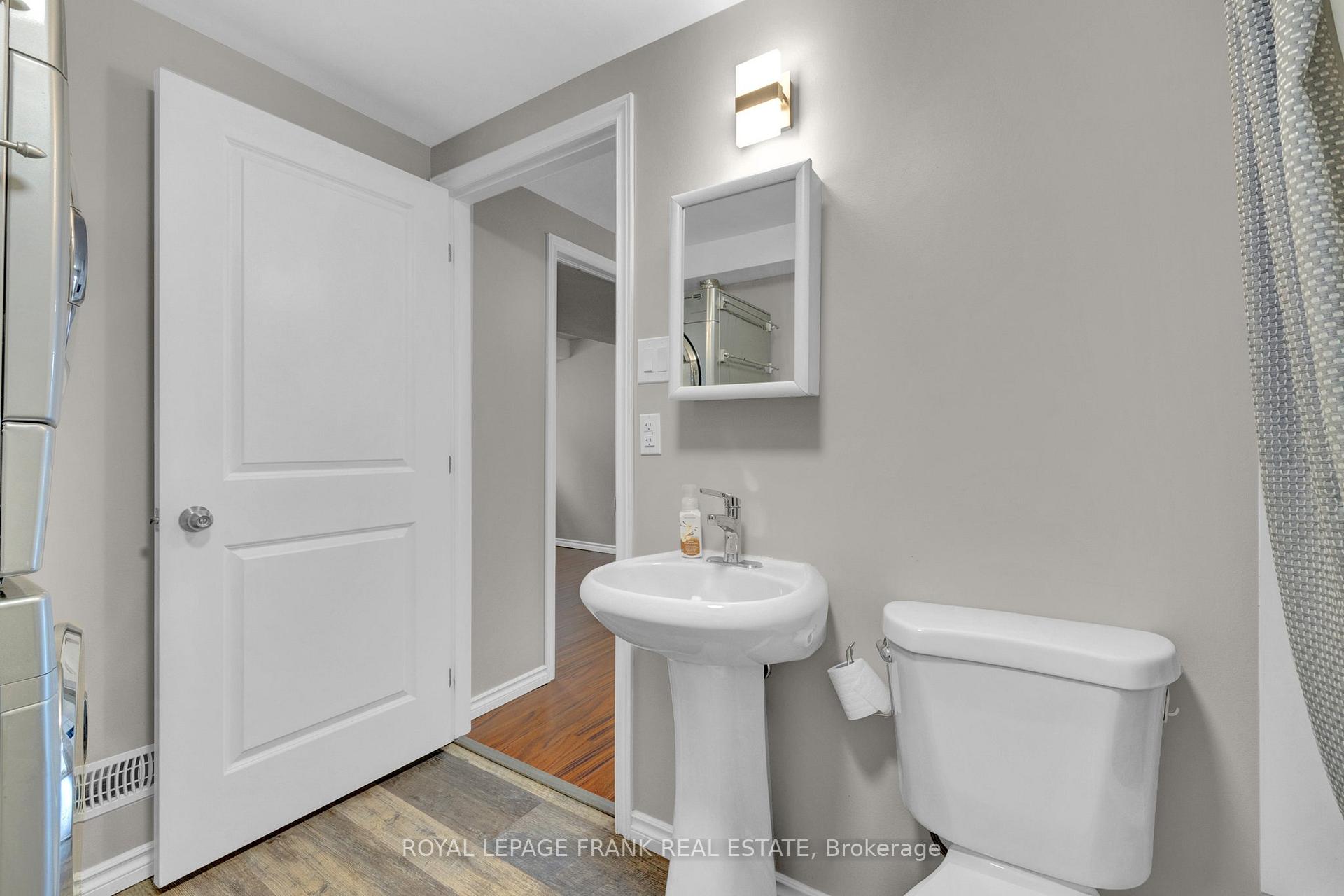 Photo 38 of 120 Bonnycastle Drive, Clarington, Bowmanville — HOMEH