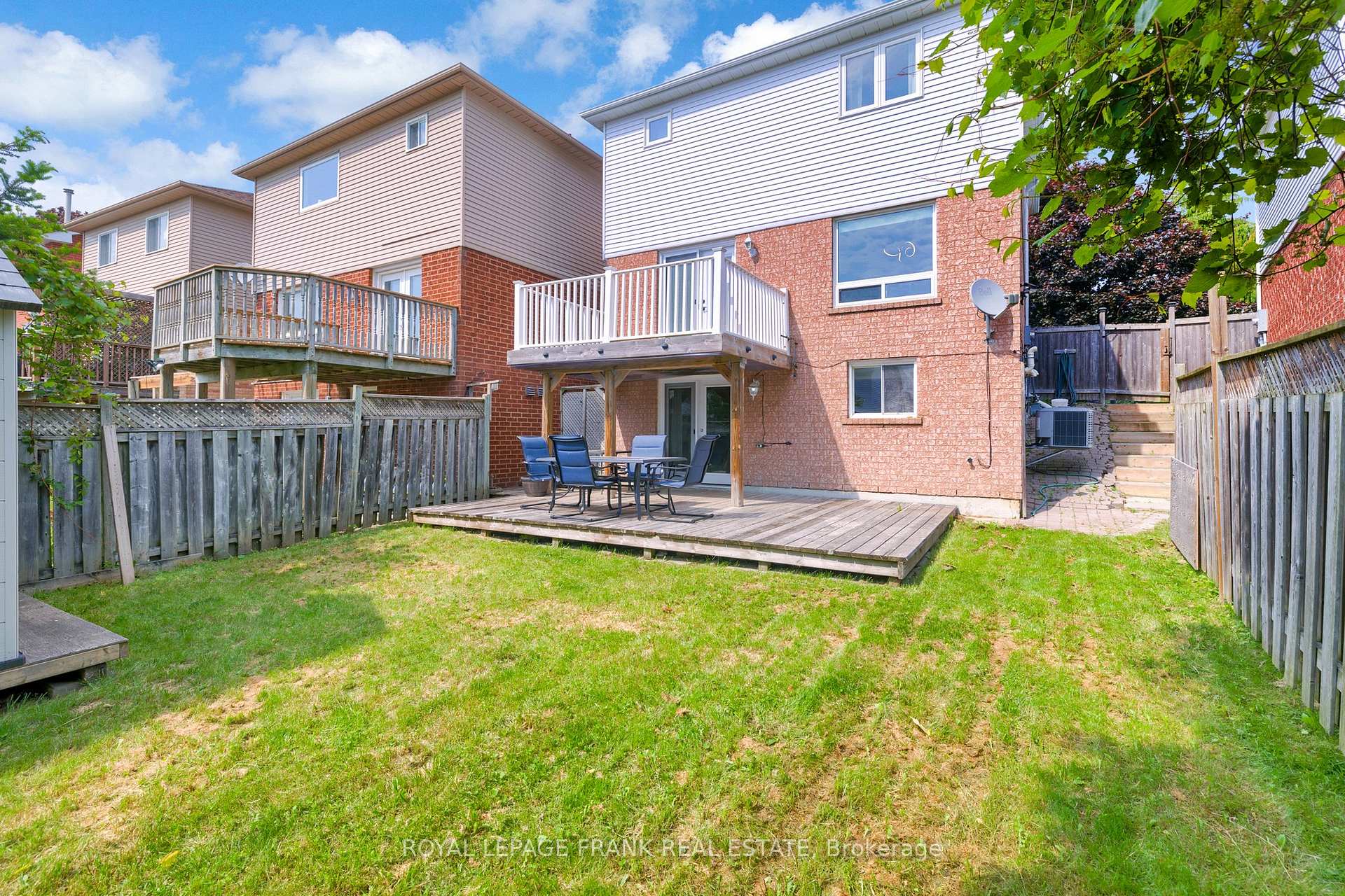Photo 41 of 120 Bonnycastle Drive, Clarington, Bowmanville — HOMEH