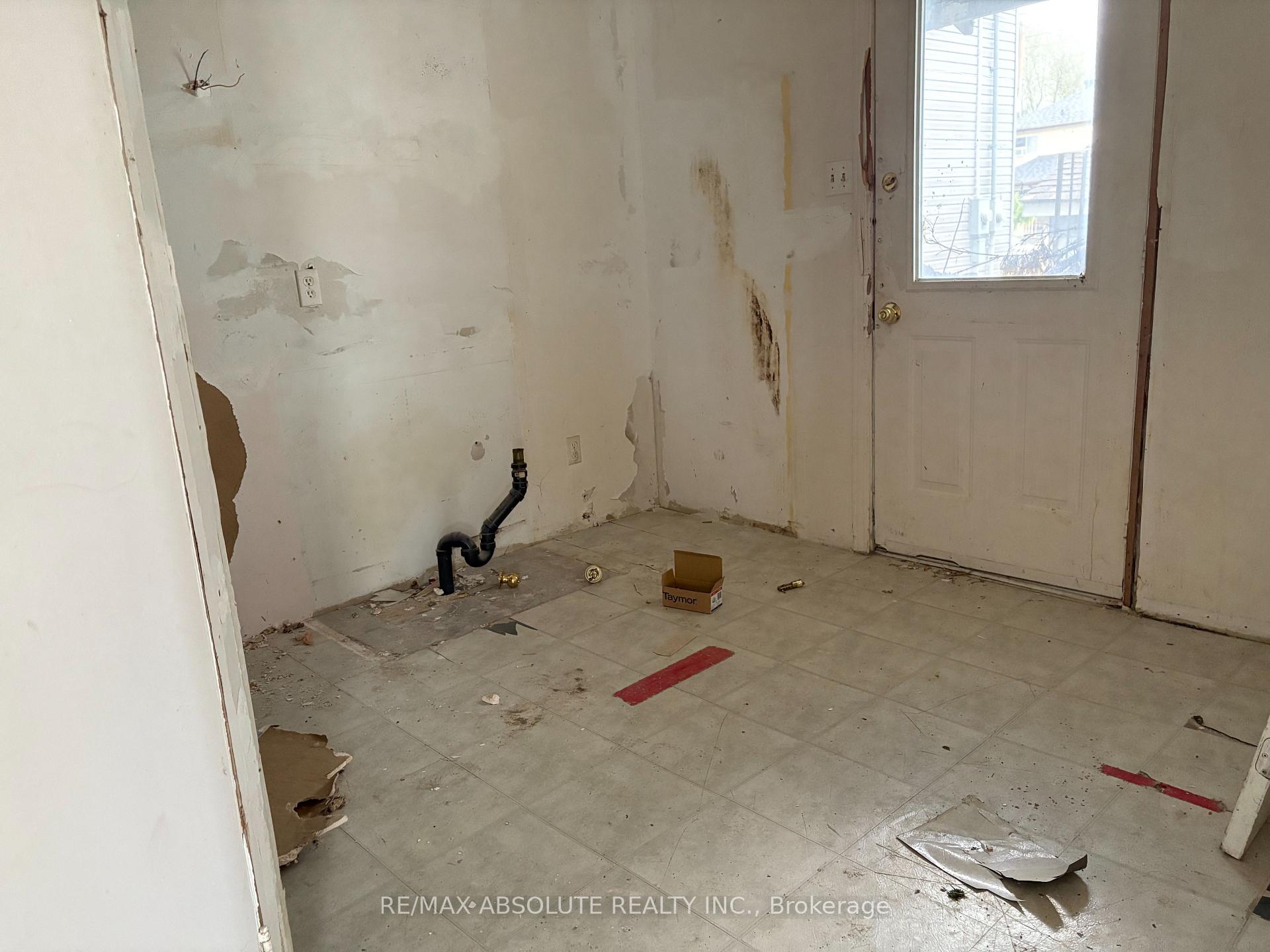 Photo 12 of 228-228A Guy Street, Cornwall — HOMEH