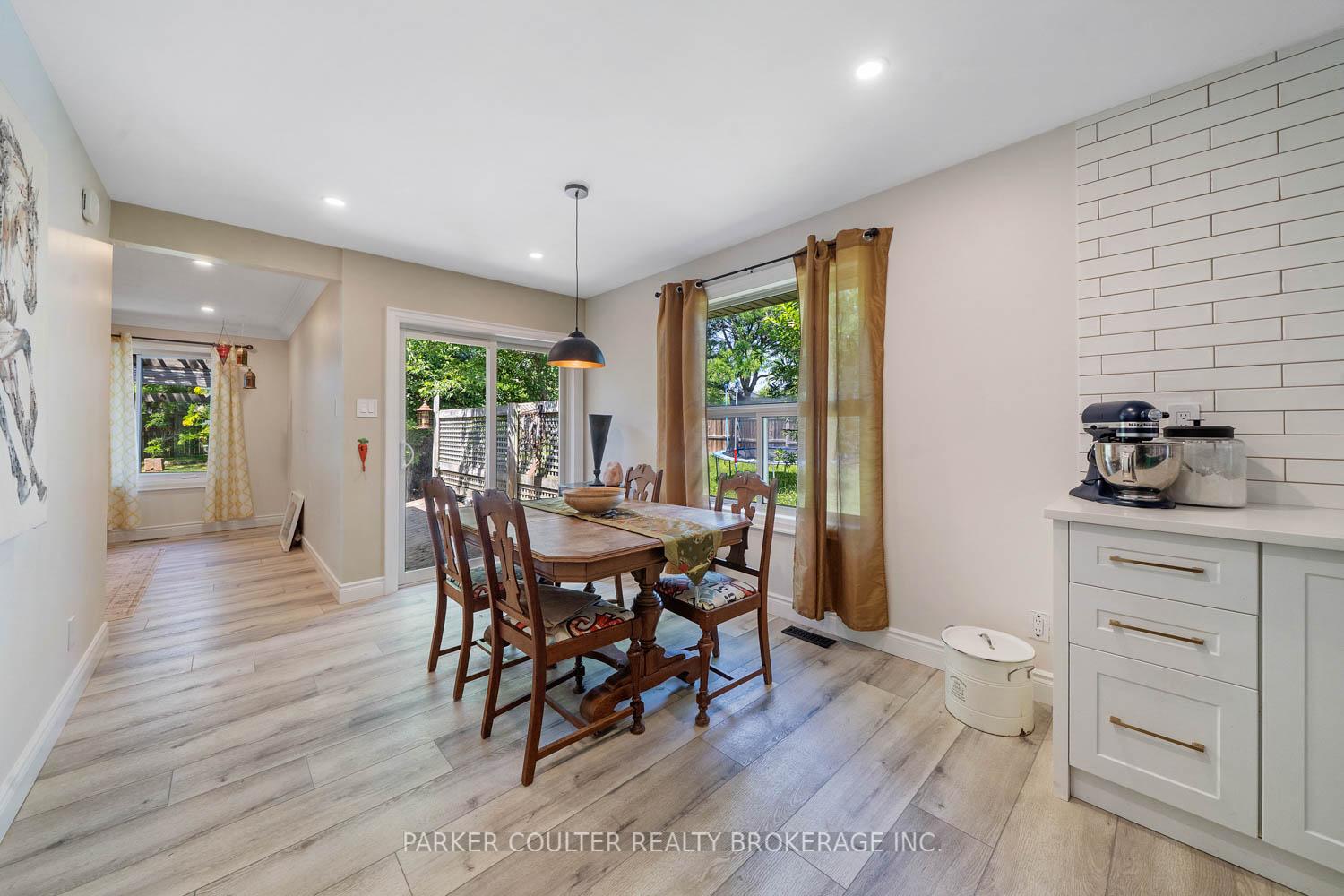 Photo 8 of 78 Ward Drive, Barrie, Painswick South — HOMEH