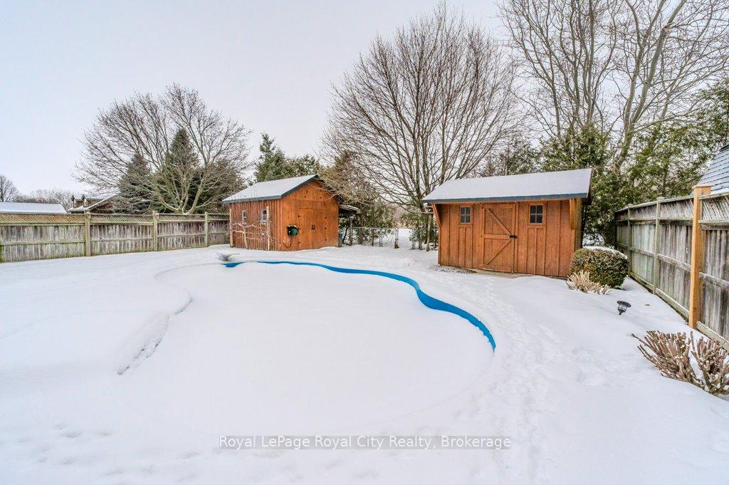 Photo 21 of 100 Windsor Drive, Brant, South Dumfries — HOMEH