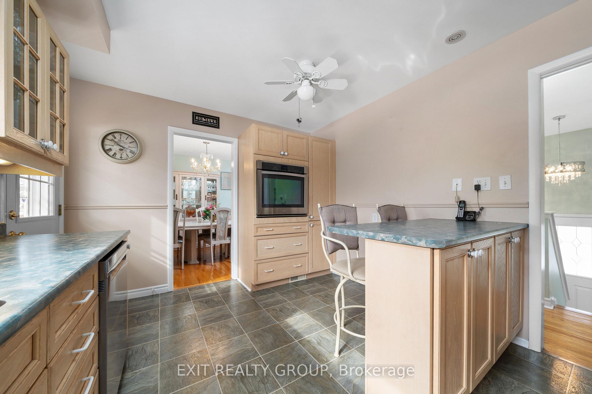 Photo 11 of 129 Leland Drive, Belleville, Belleville Ward — HOMEH