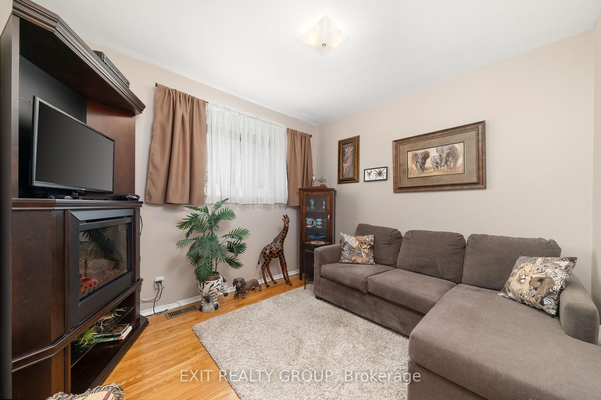 Photo 14 of 129 Leland Drive, Belleville, Belleville Ward — HOMEH