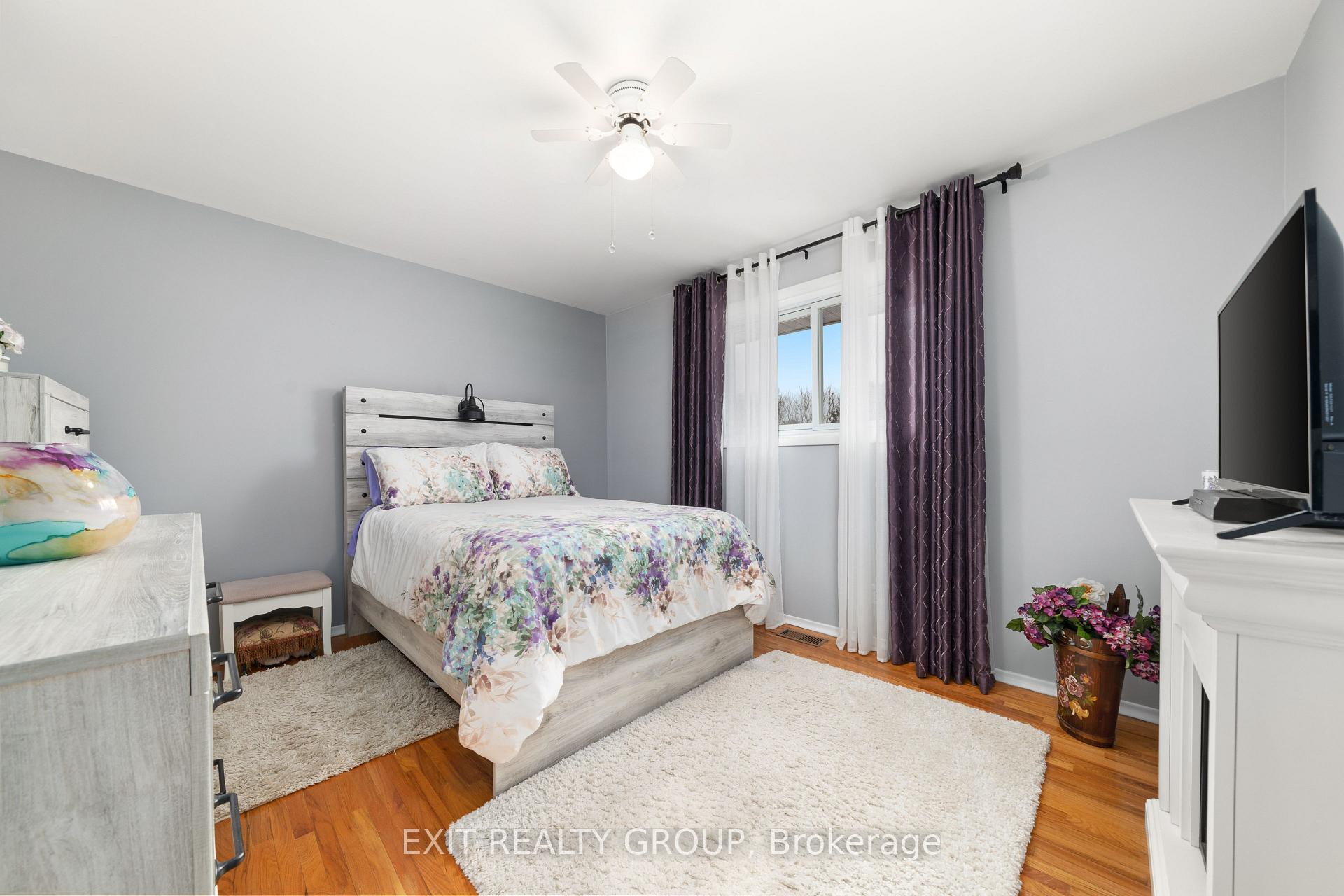 Photo 17 of 129 Leland Drive, Belleville, Belleville Ward — HOMEH