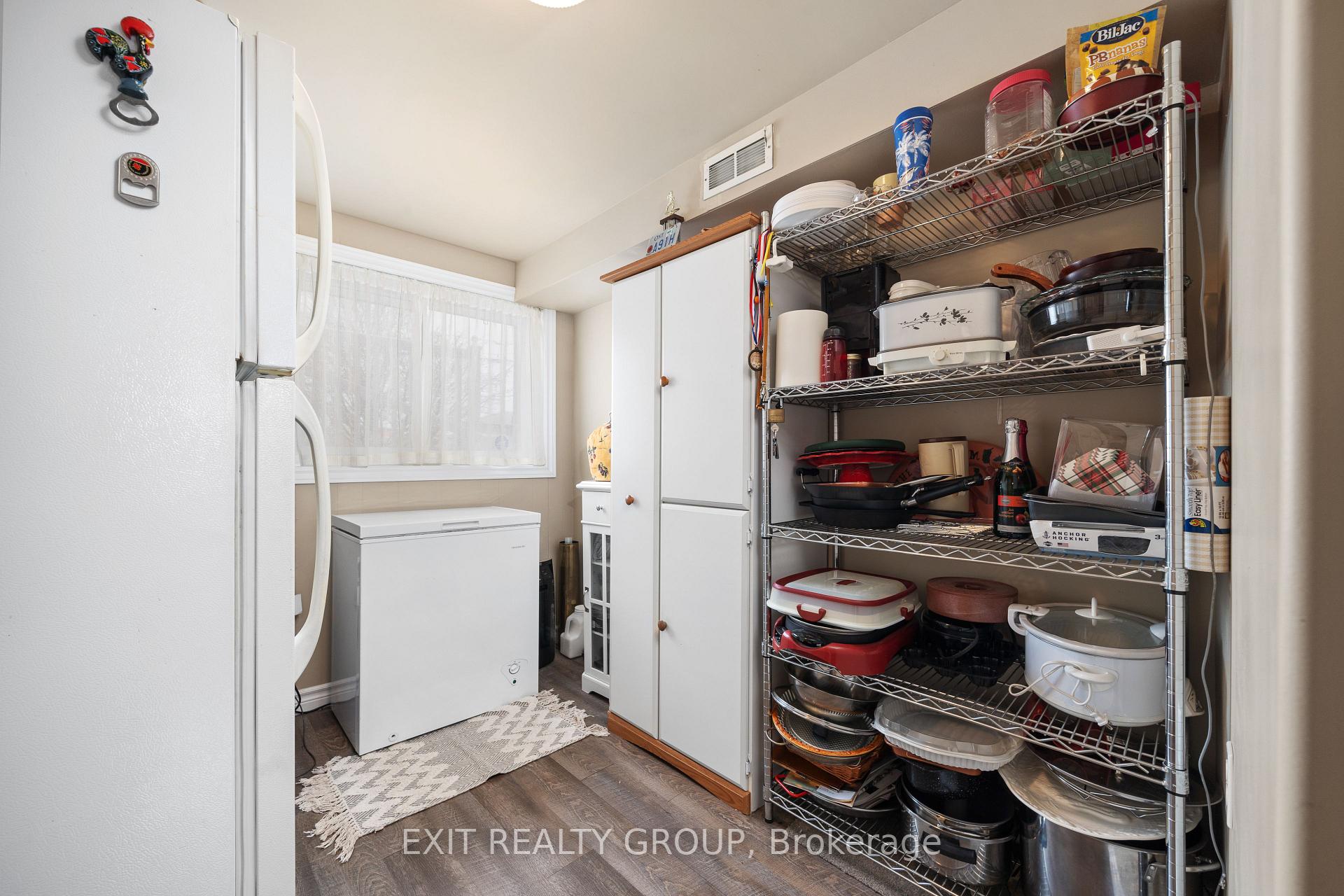 Photo 27 of 129 Leland Drive, Belleville, Belleville Ward — HOMEH