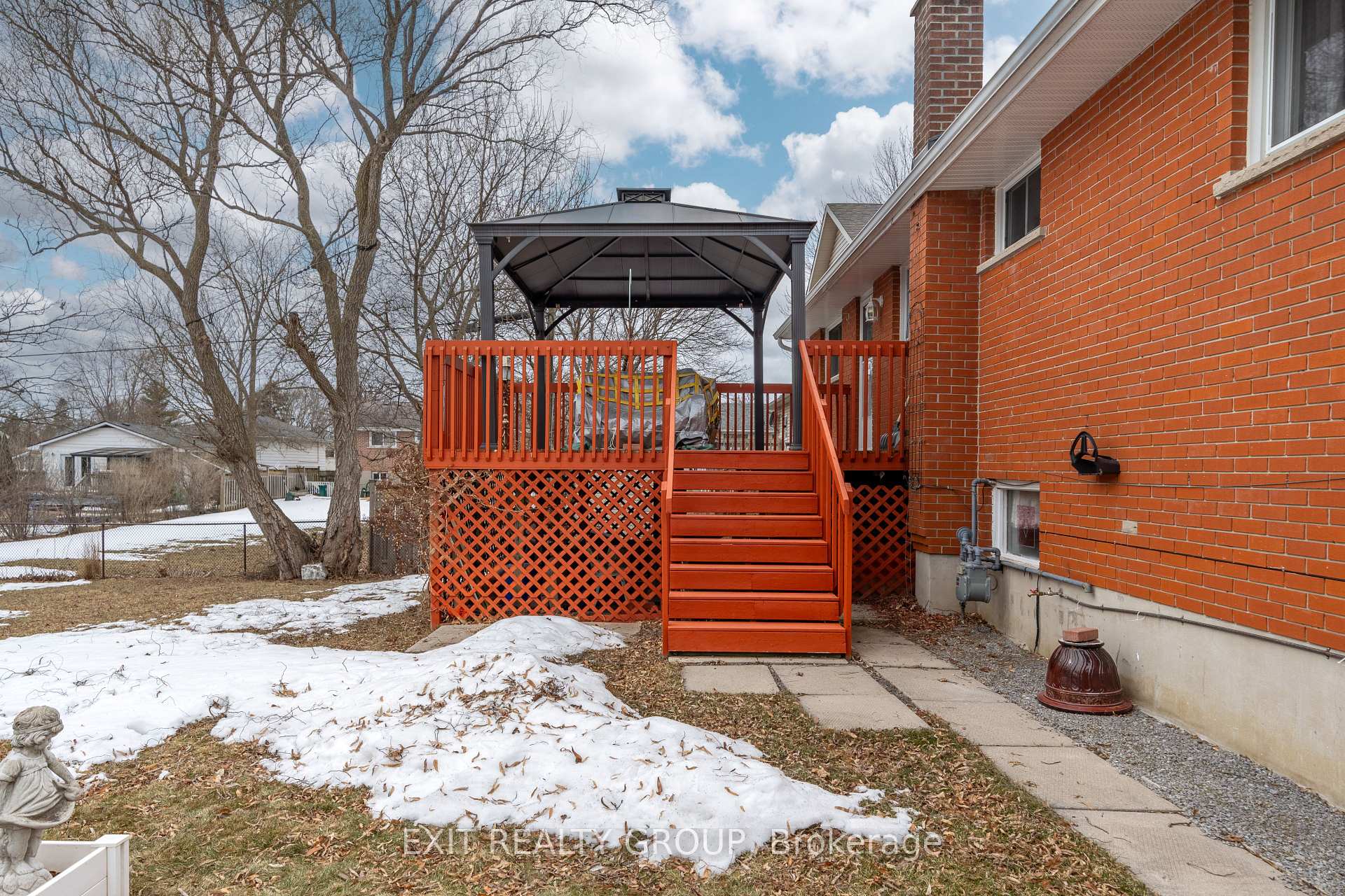 Photo 33 of 129 Leland Drive, Belleville, Belleville Ward — HOMEH