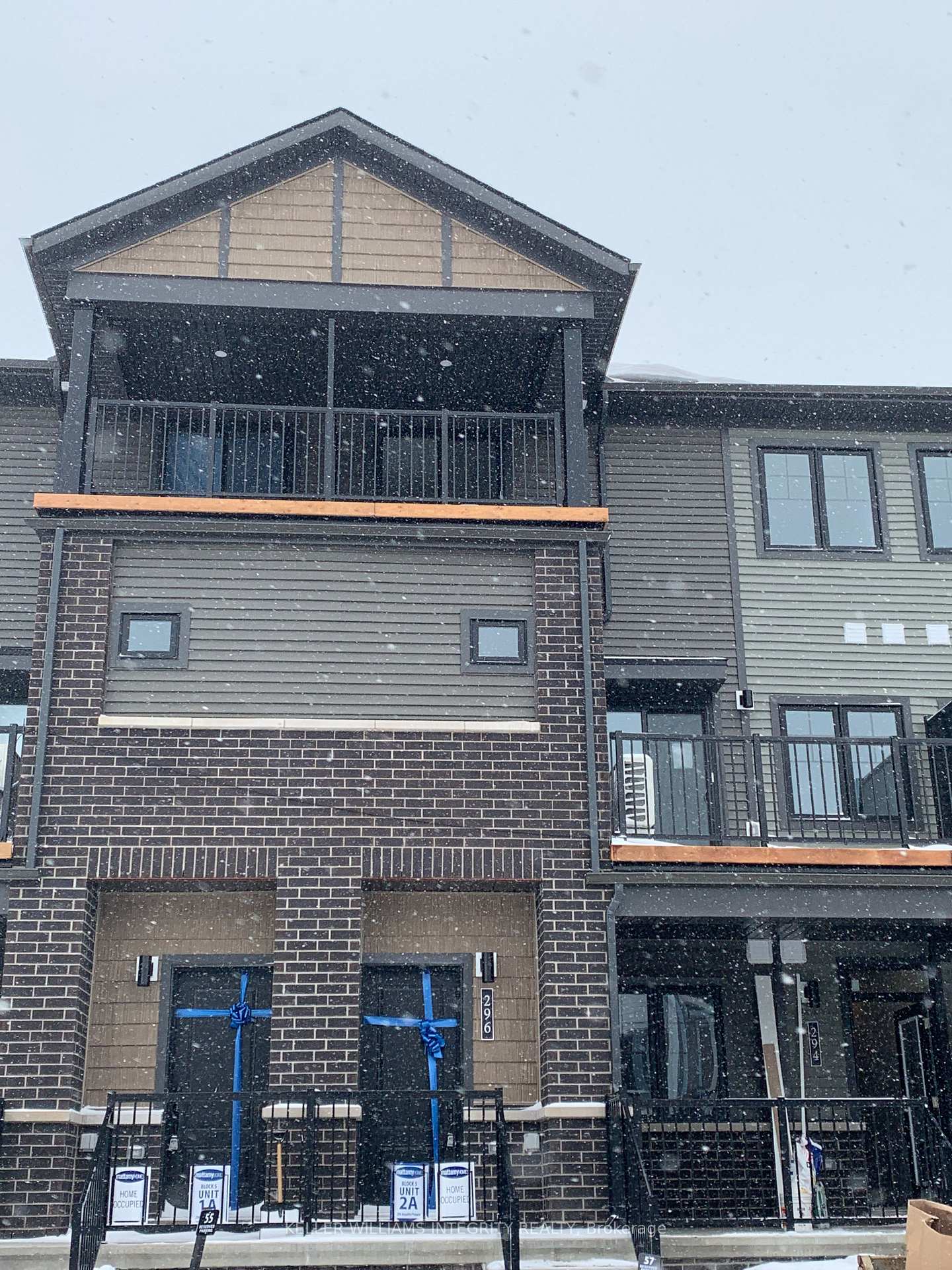 Front of 296 Anyolite Private Street