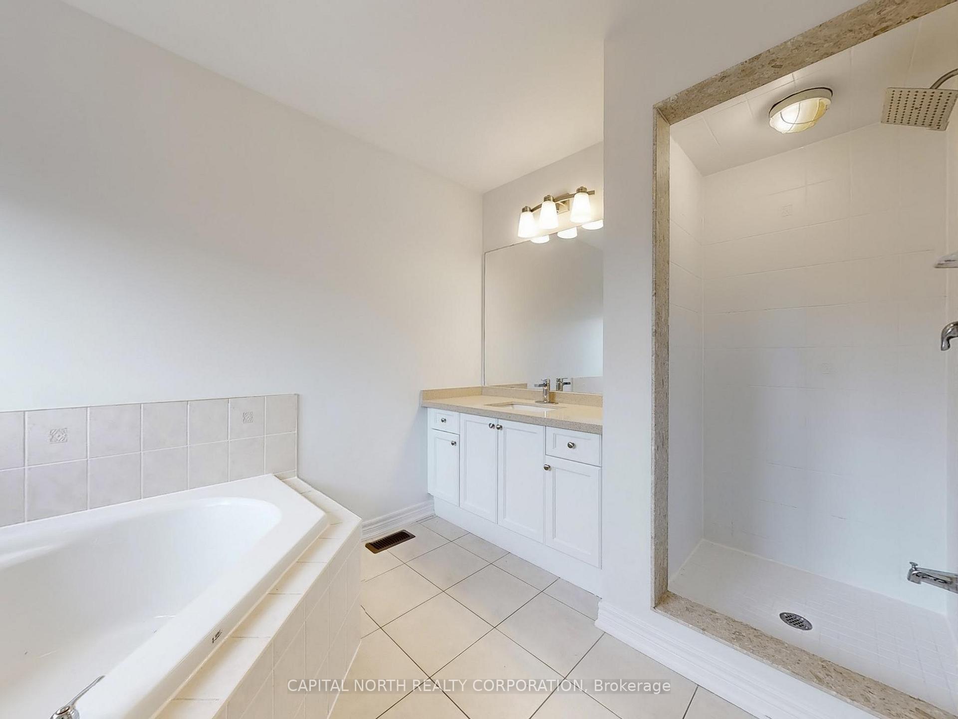 Photo 25 of 29 Begonia Crescent, Brampton, Northwest Sandalwood Parkway — HOMEH