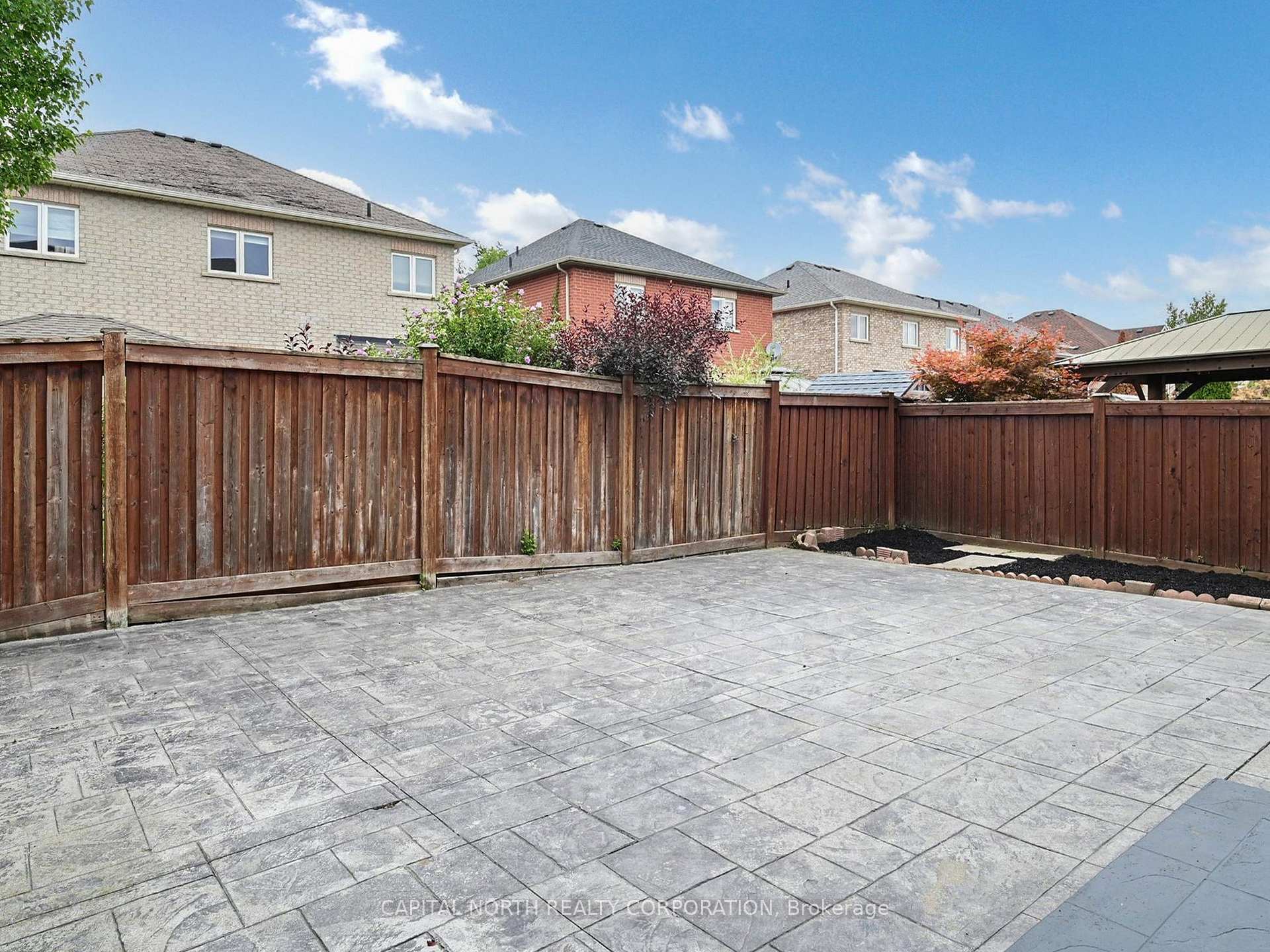 Photo 45 of 29 Begonia Crescent, Brampton, Northwest Sandalwood Parkway — HOMEH