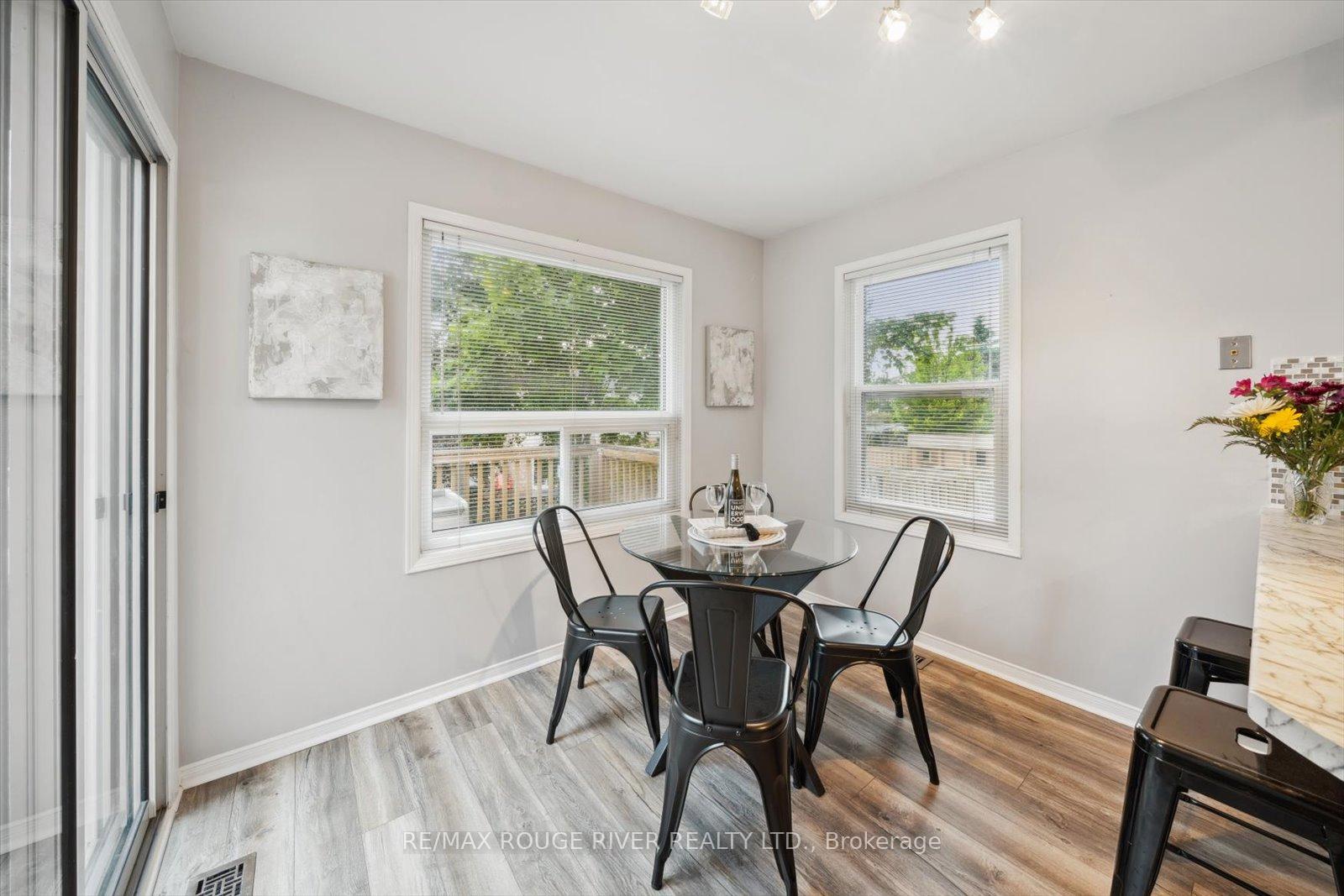 Photo 19 of 60 Bonnycastle Drive, Clarington, Bowmanville — HOMEH