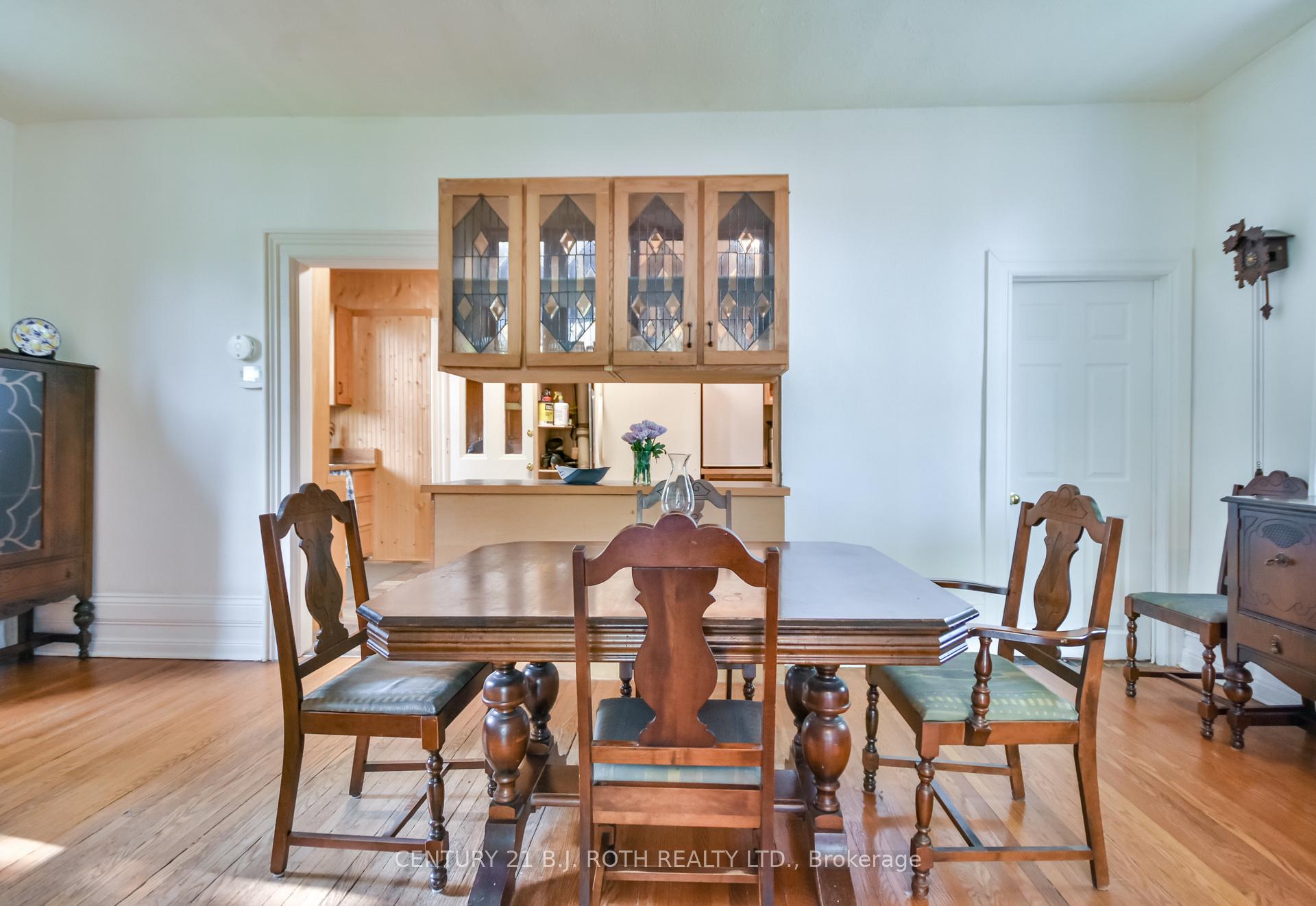 Photo 8 of 791 Bay Street, Gravenhurst, Muskoka (S) — HOMEH