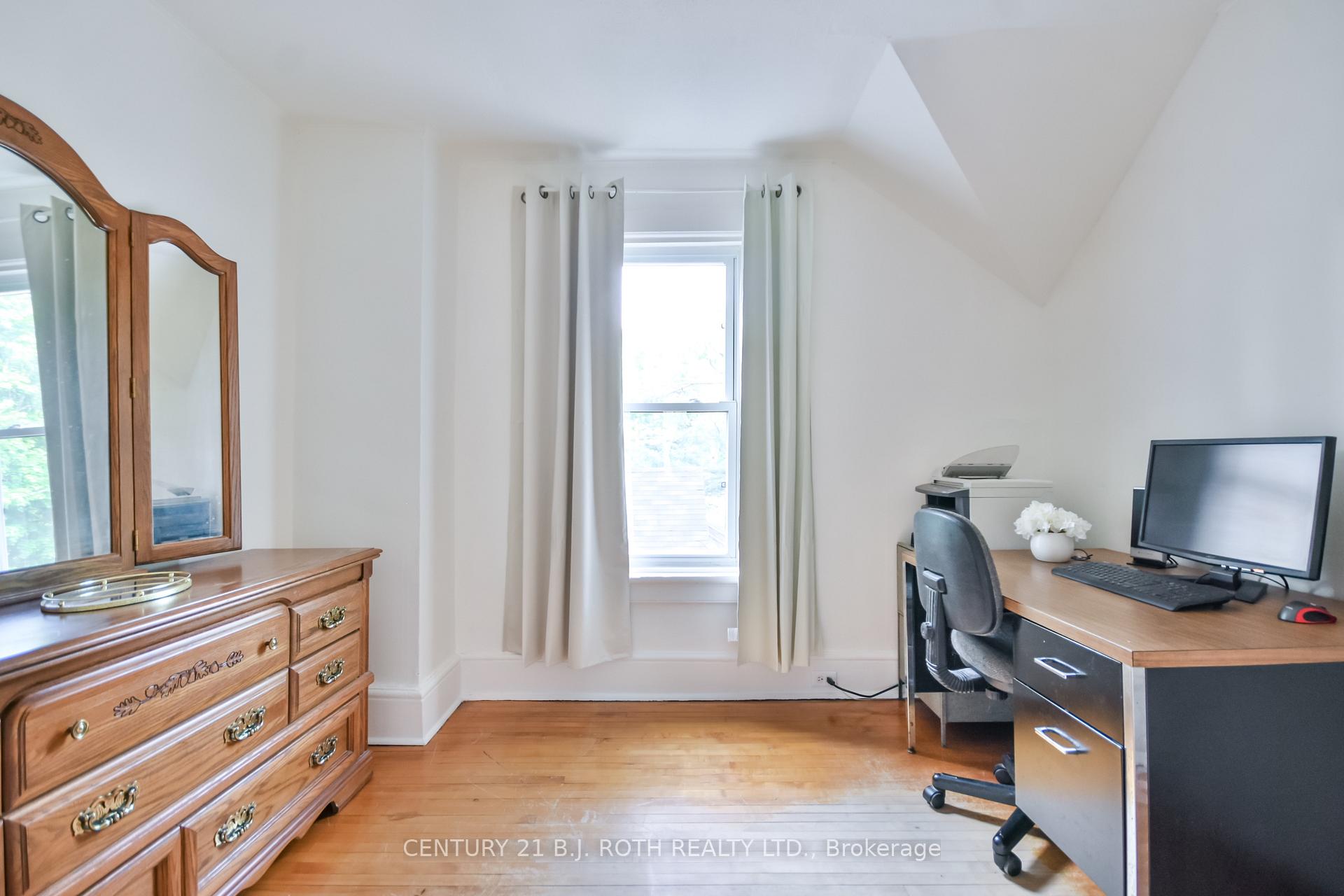 Photo 19 of 791 Bay Street, Gravenhurst, Muskoka (S) — HOMEH