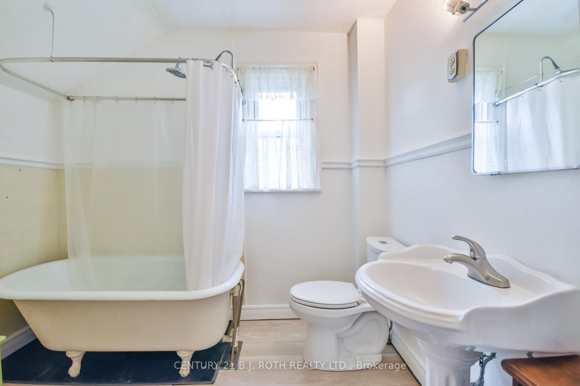 Photo 21 of 791 Bay Street, Gravenhurst, Muskoka (S) — HOMEH