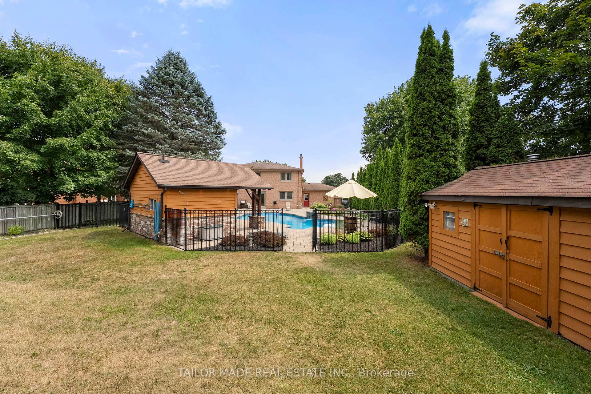 Photo 6 of 48 Marilyn Street, Caledon, Caledon East — HOMEH