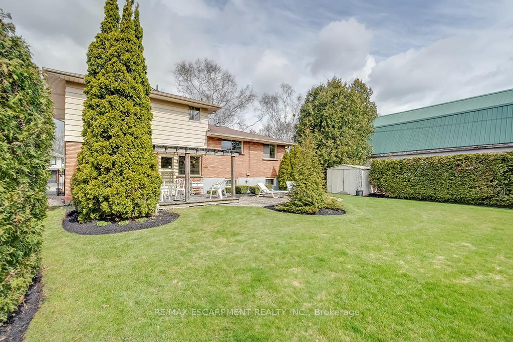 Photo 28 of 363 East Side Crescent, Burlington, Brant — HOMEH