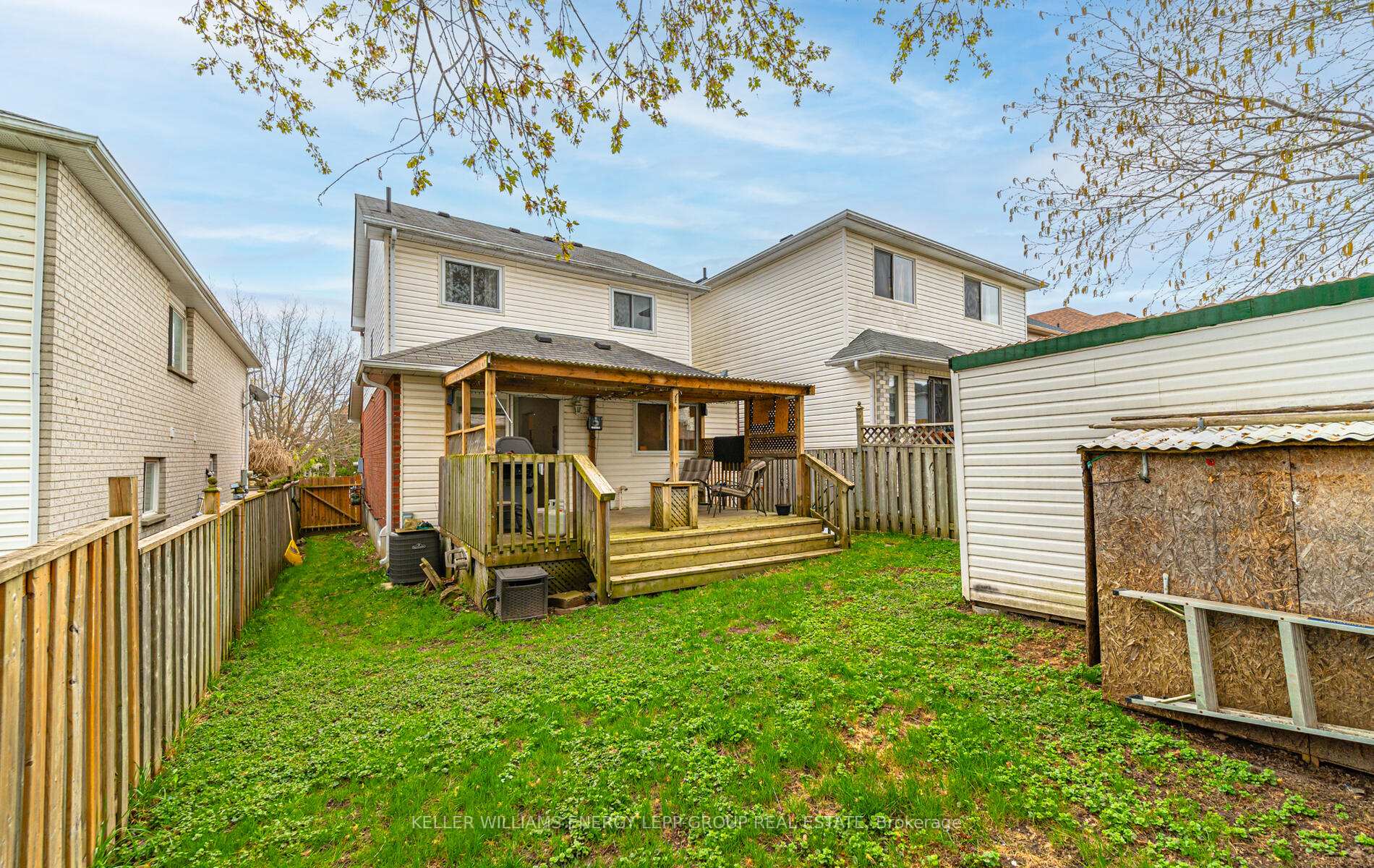 Photo 28 of 34 Marchwood Crescent, Clarington, Bowmanville — HOMEH