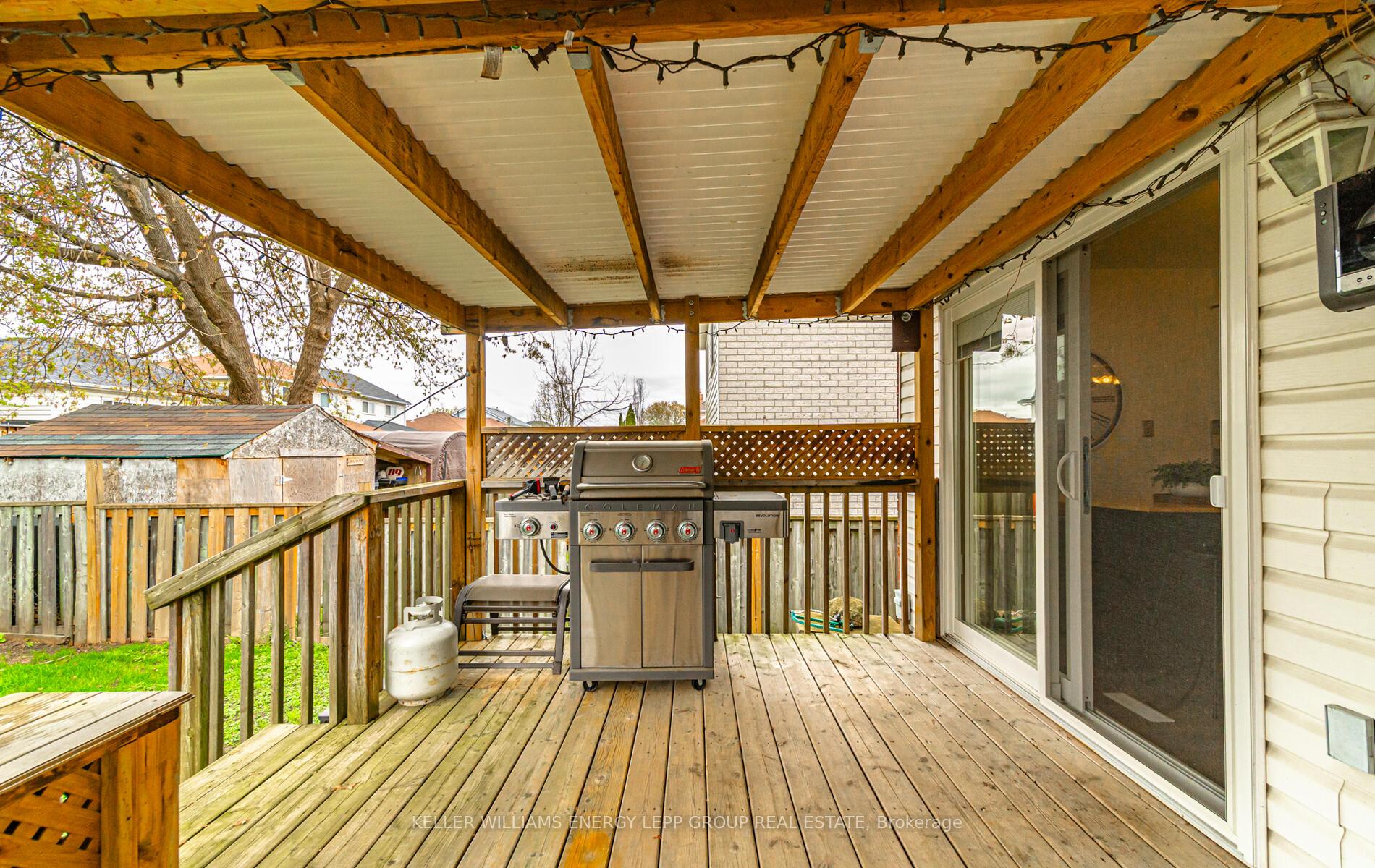 Photo 31 of 34 Marchwood Crescent, Clarington, Bowmanville — HOMEH